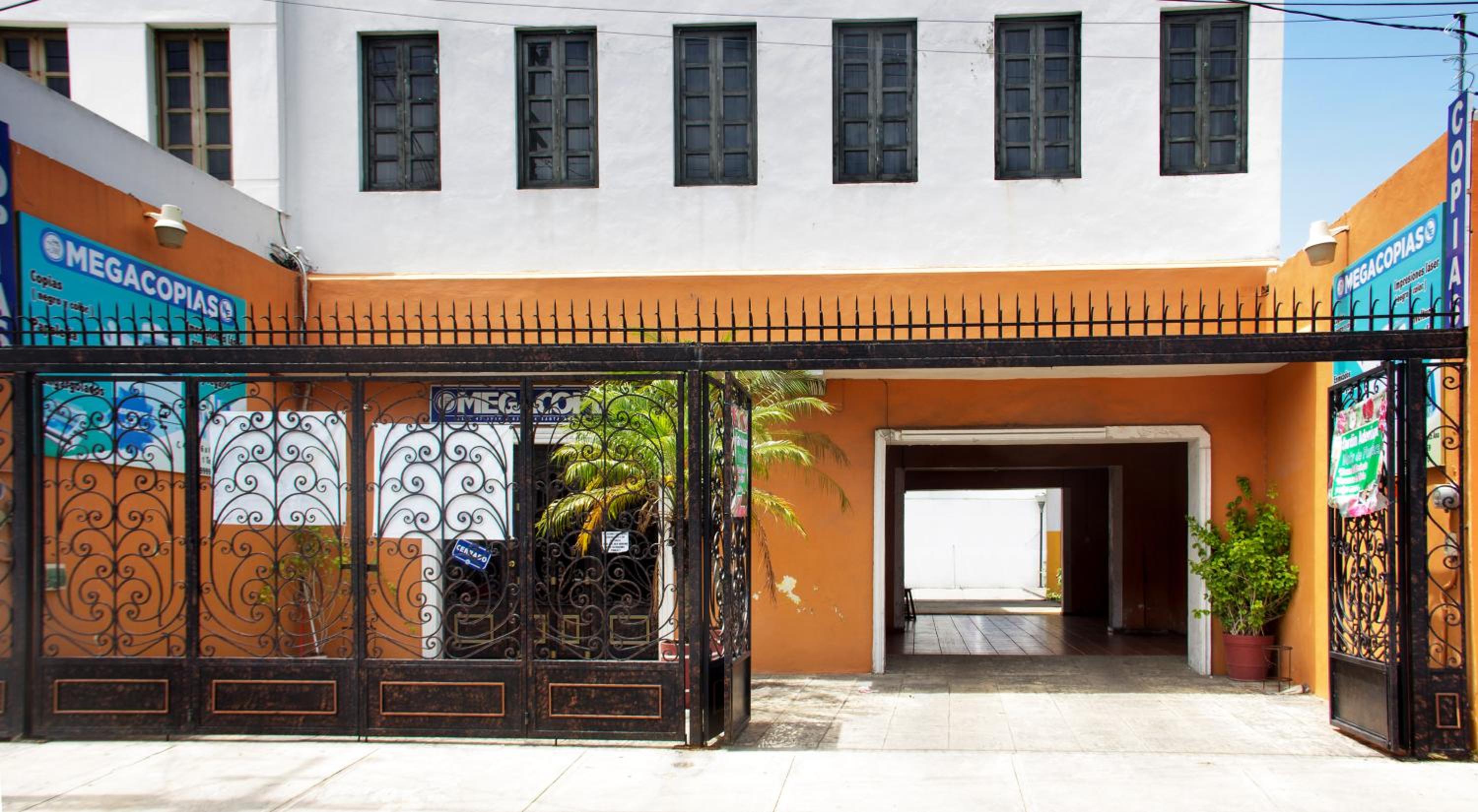 Casa NE view 2
