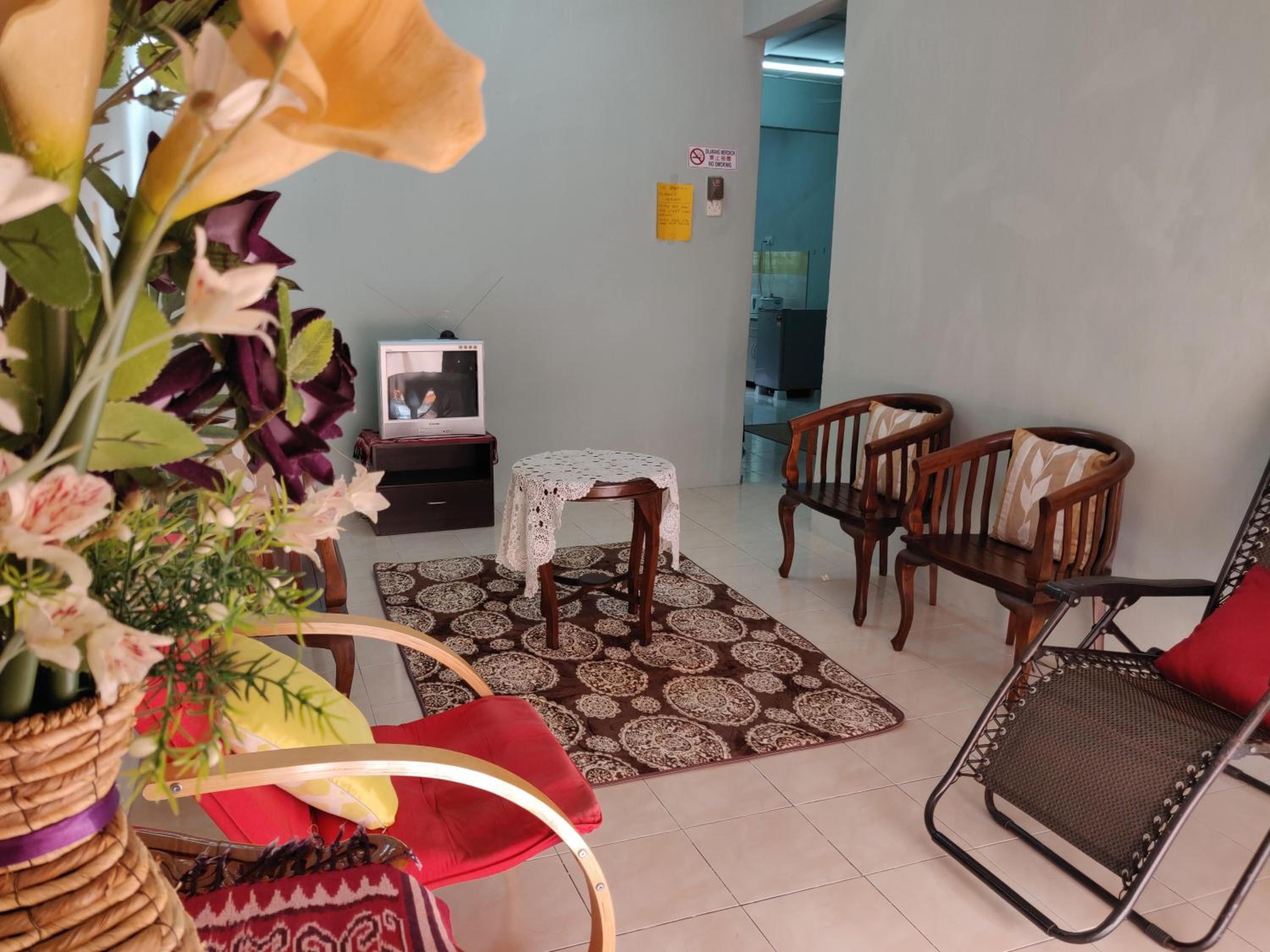 Auntie Shima Homestay photo 8