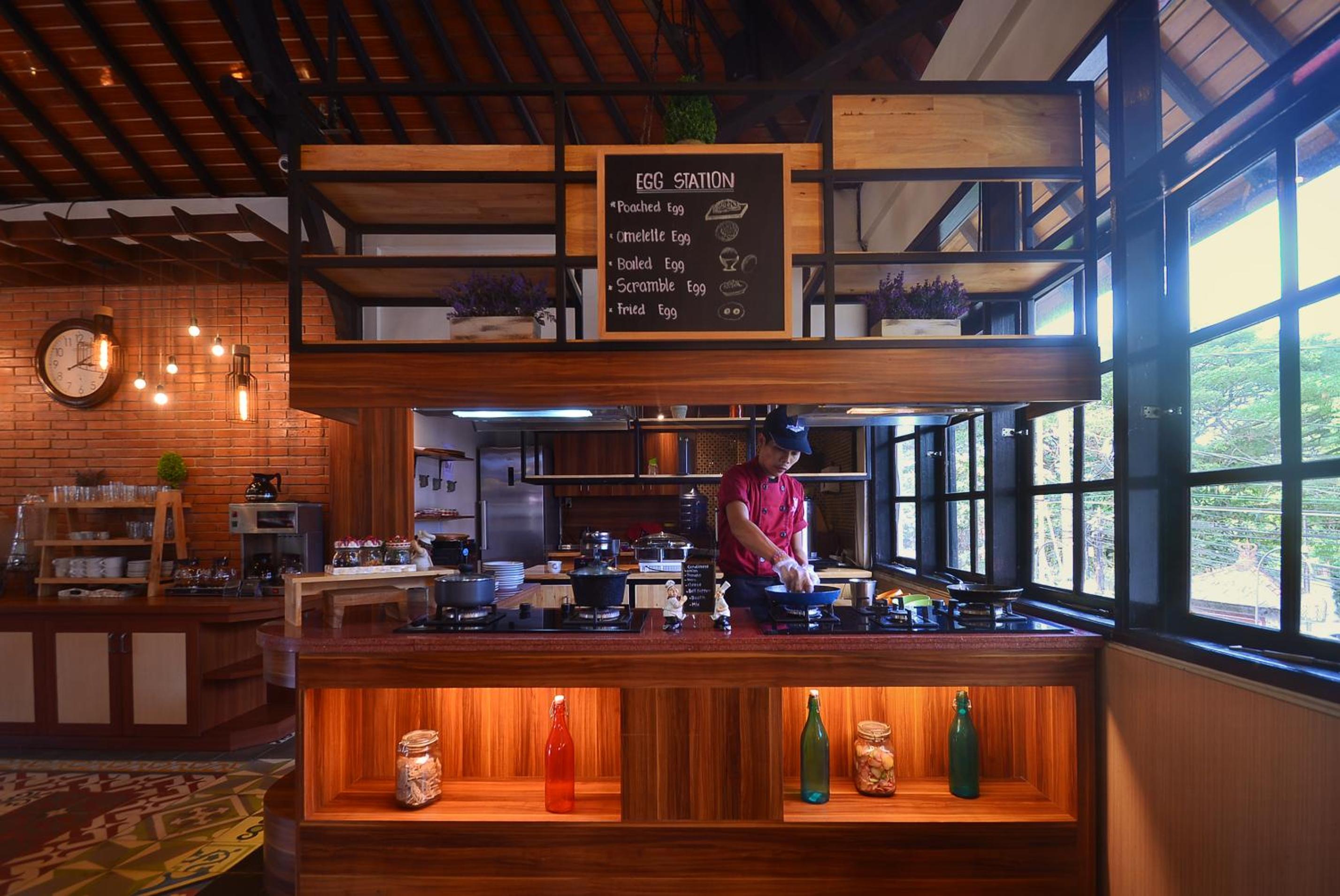 Sanur Vacations - Ari Putri Hotel - Property Image 7
