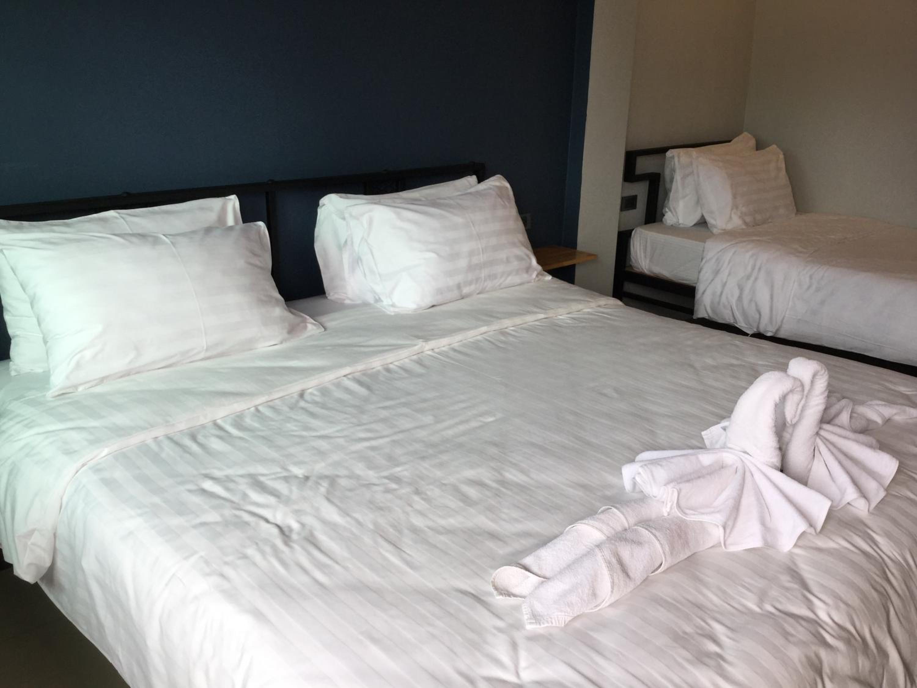 Chan Place Hotel