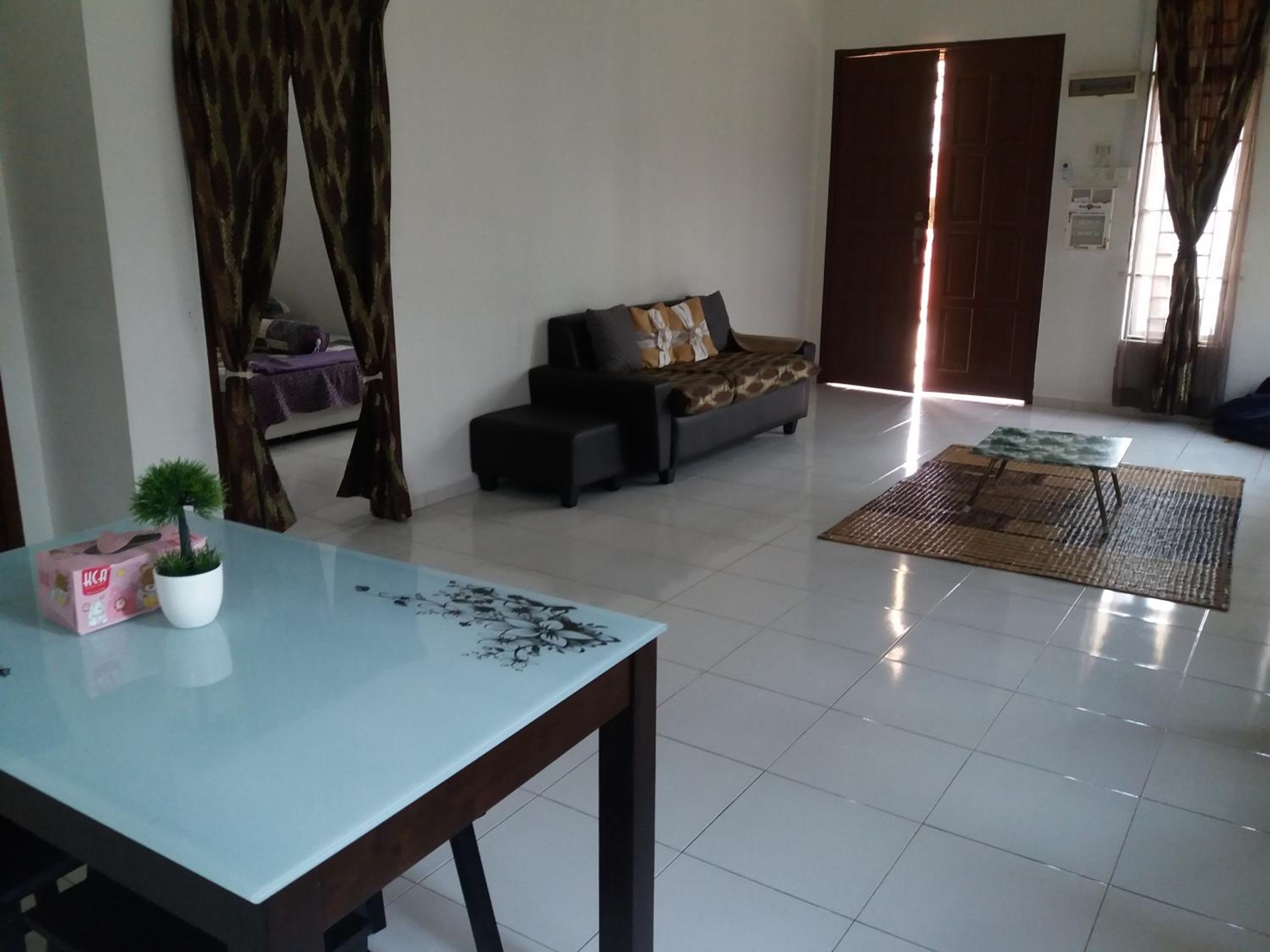 Eryna Homestay Melaka photo 3