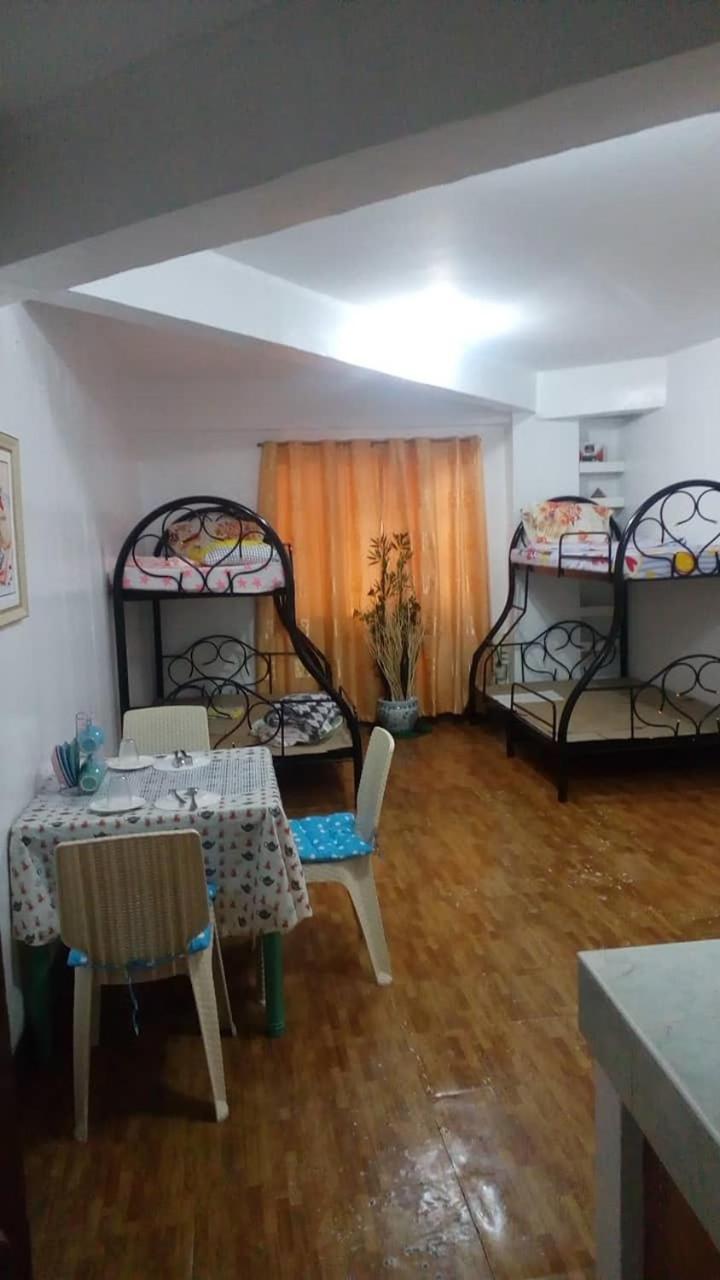 EKONUMI ROOMS at Moonwalk Paranaque view 4