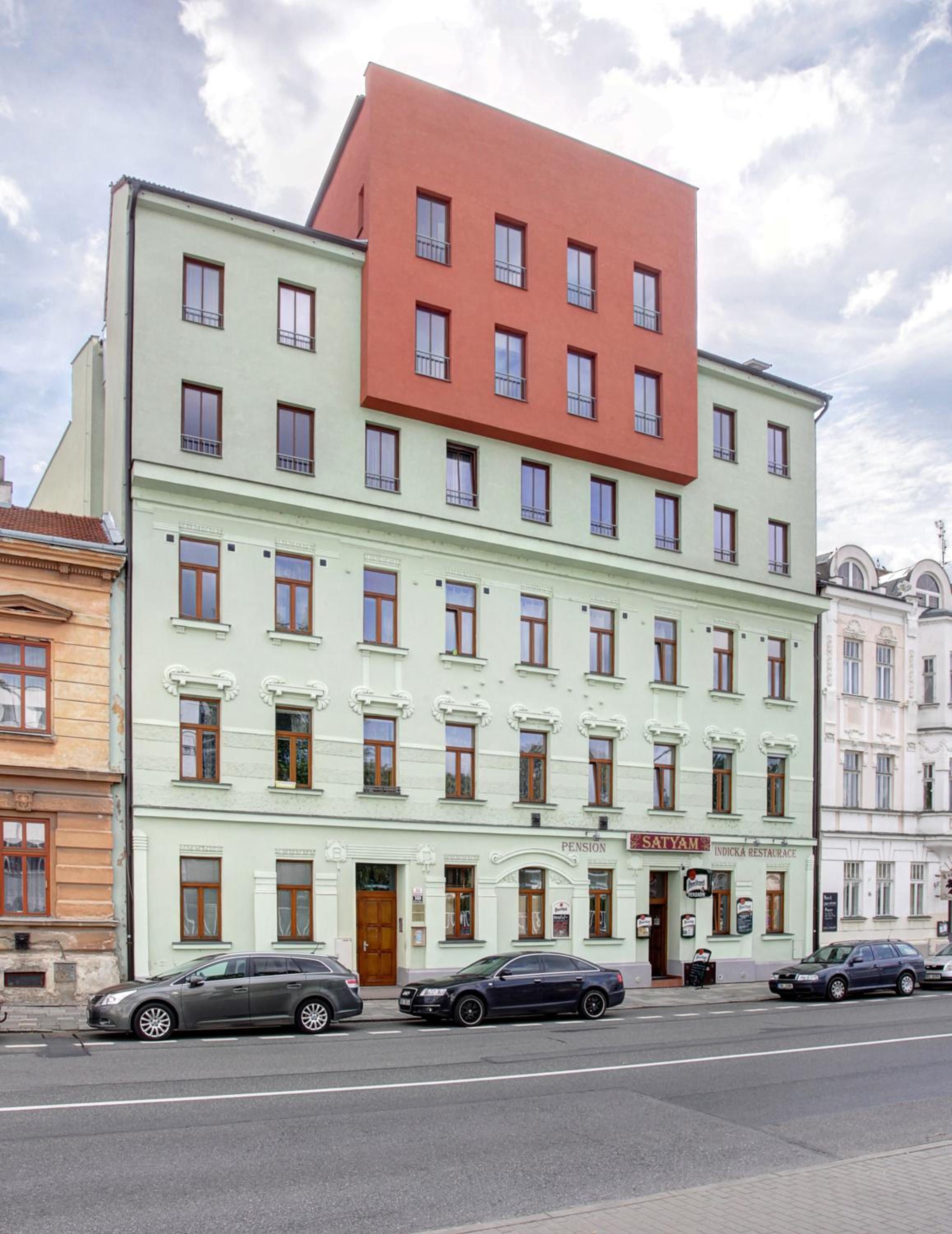 Yellow apartment Deluxe