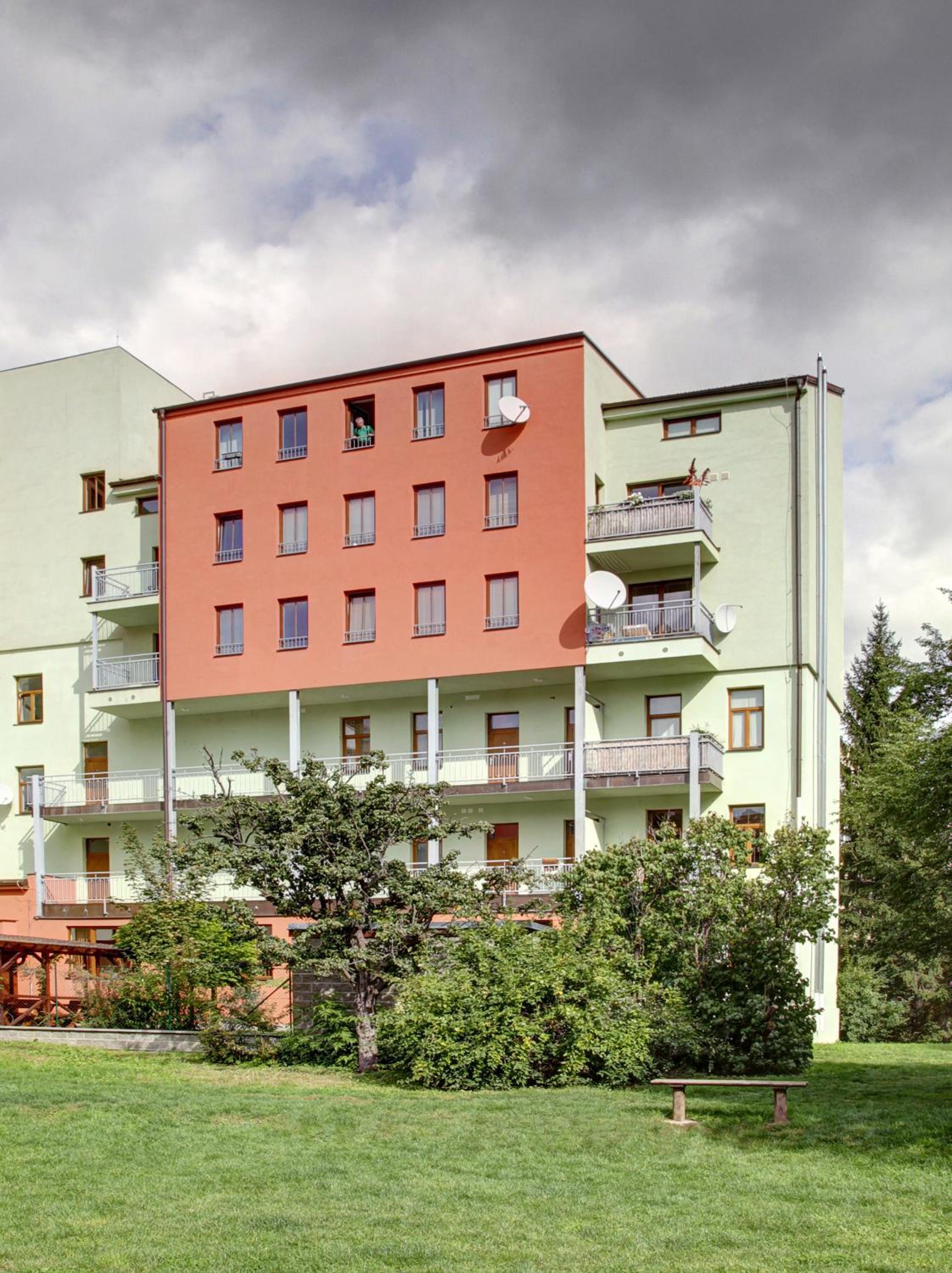 Yellow apartment Deluxe