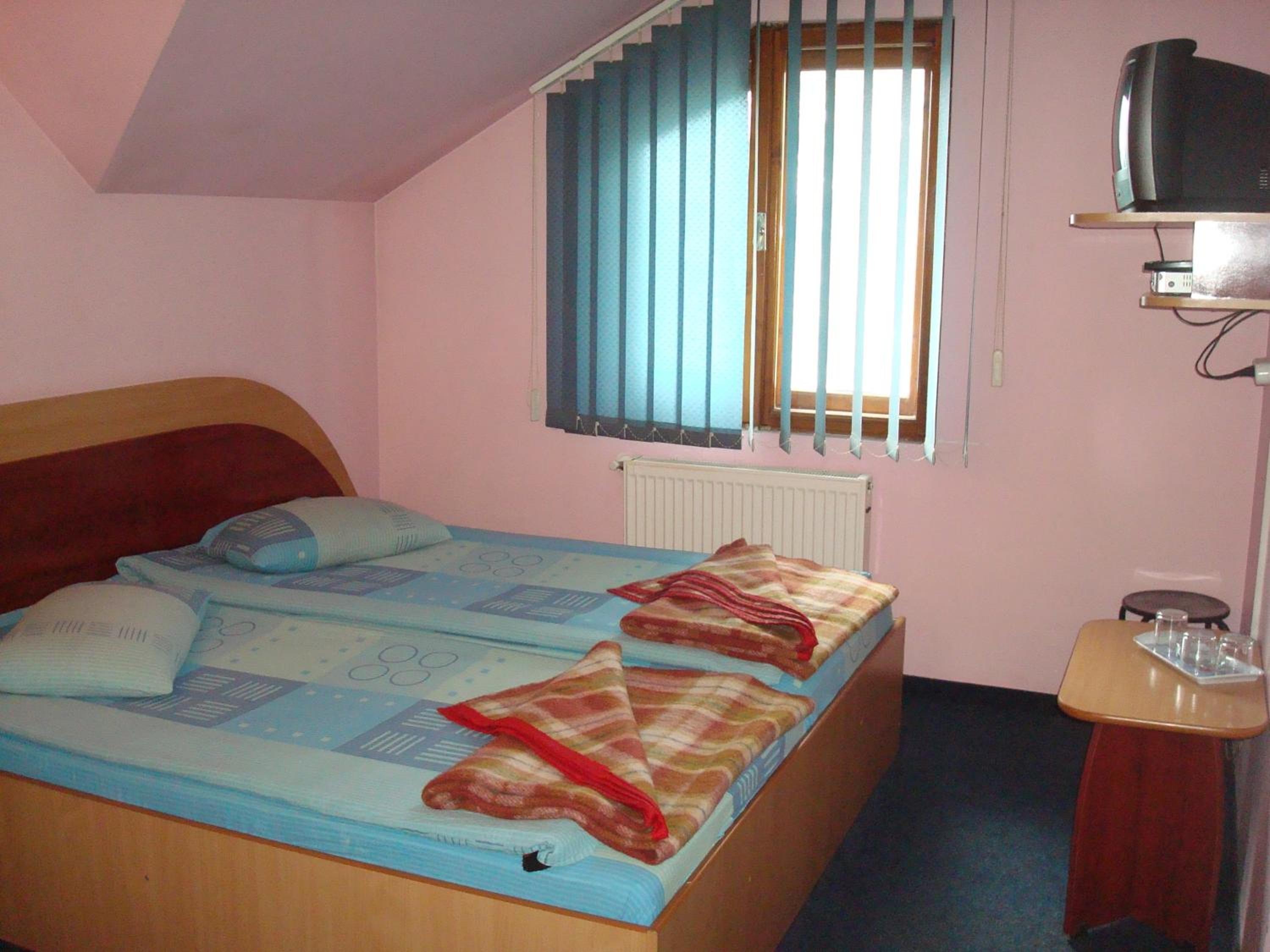 Photo 32