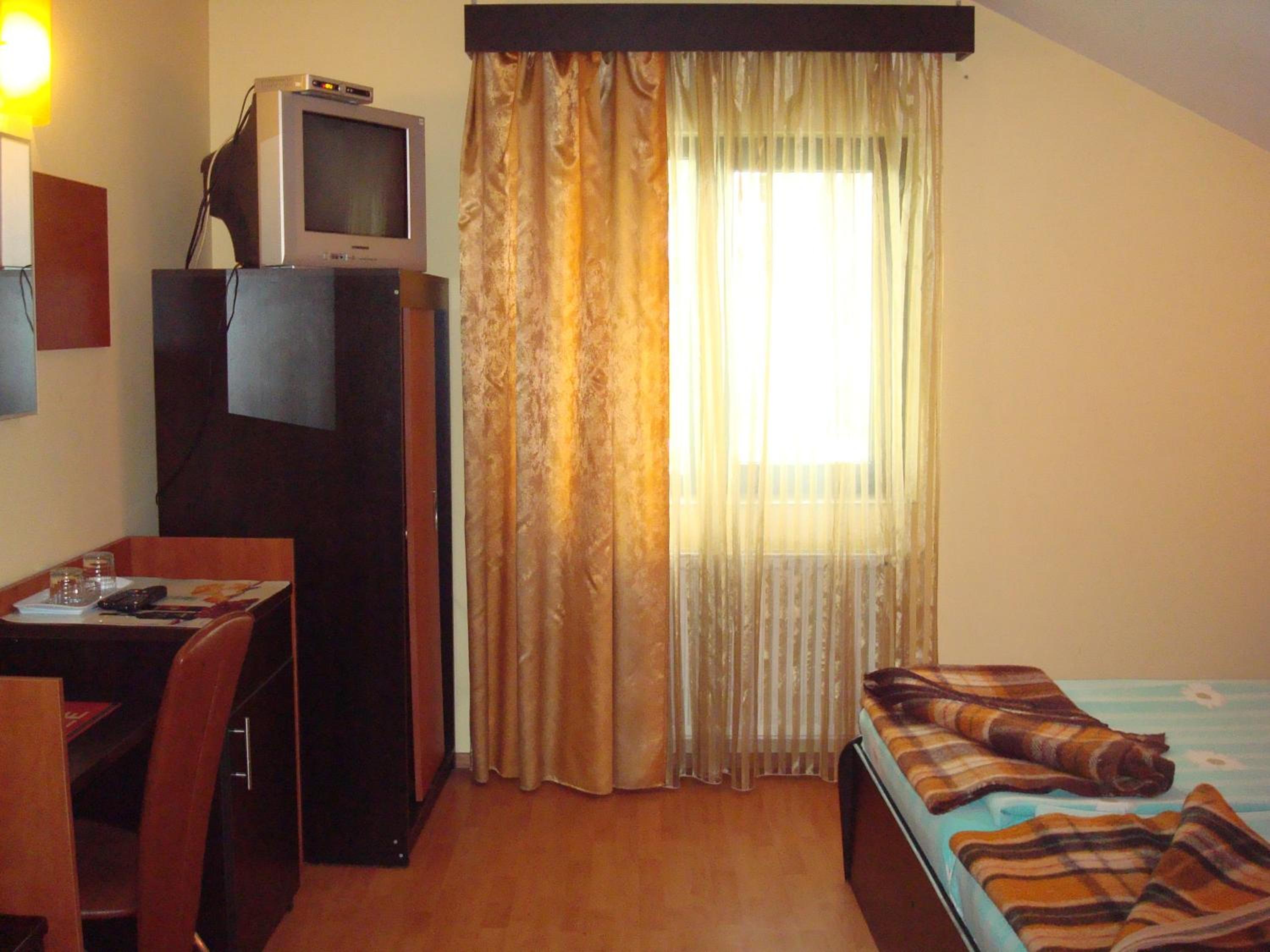 Photo 46