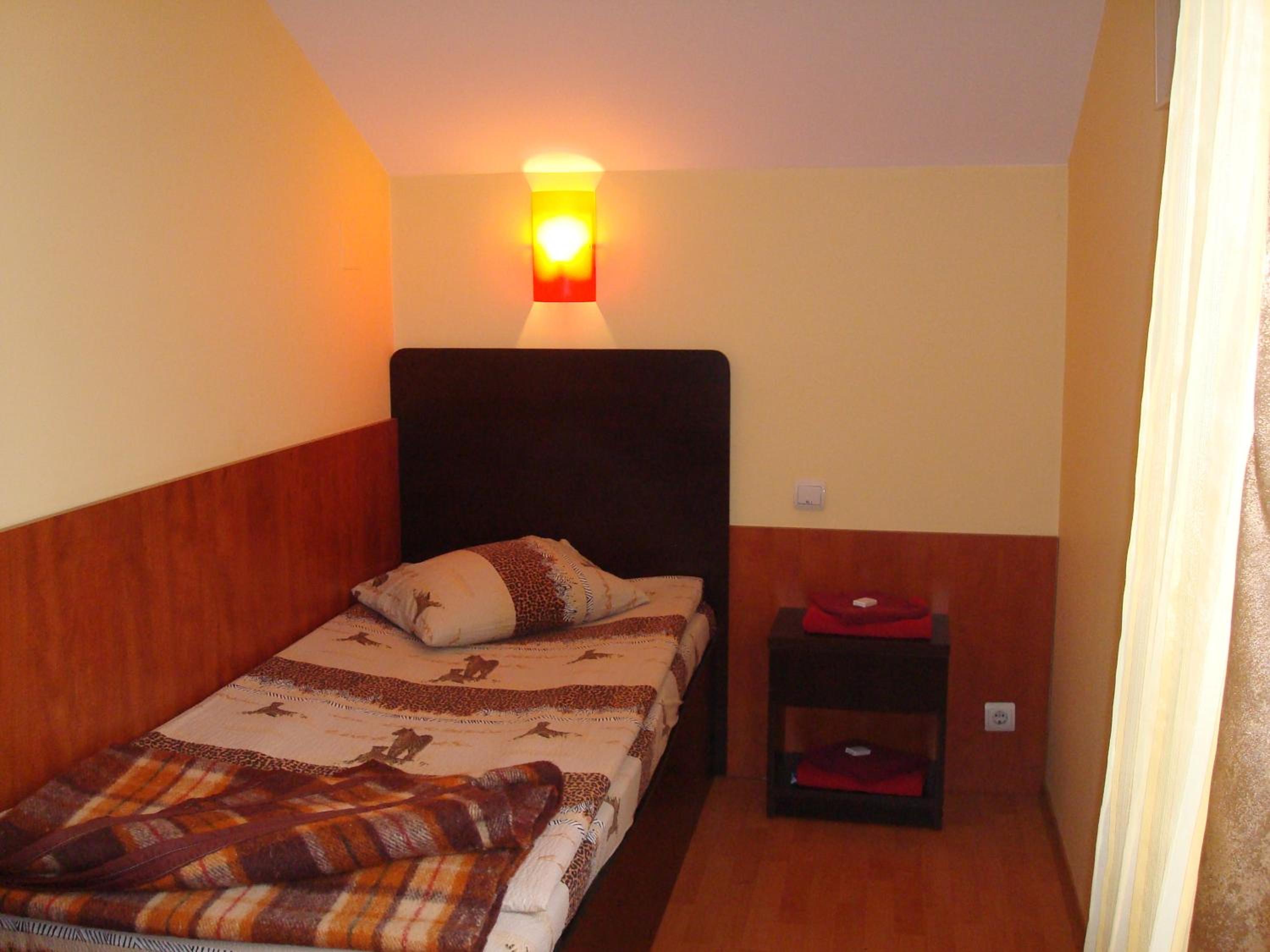 Photo 50