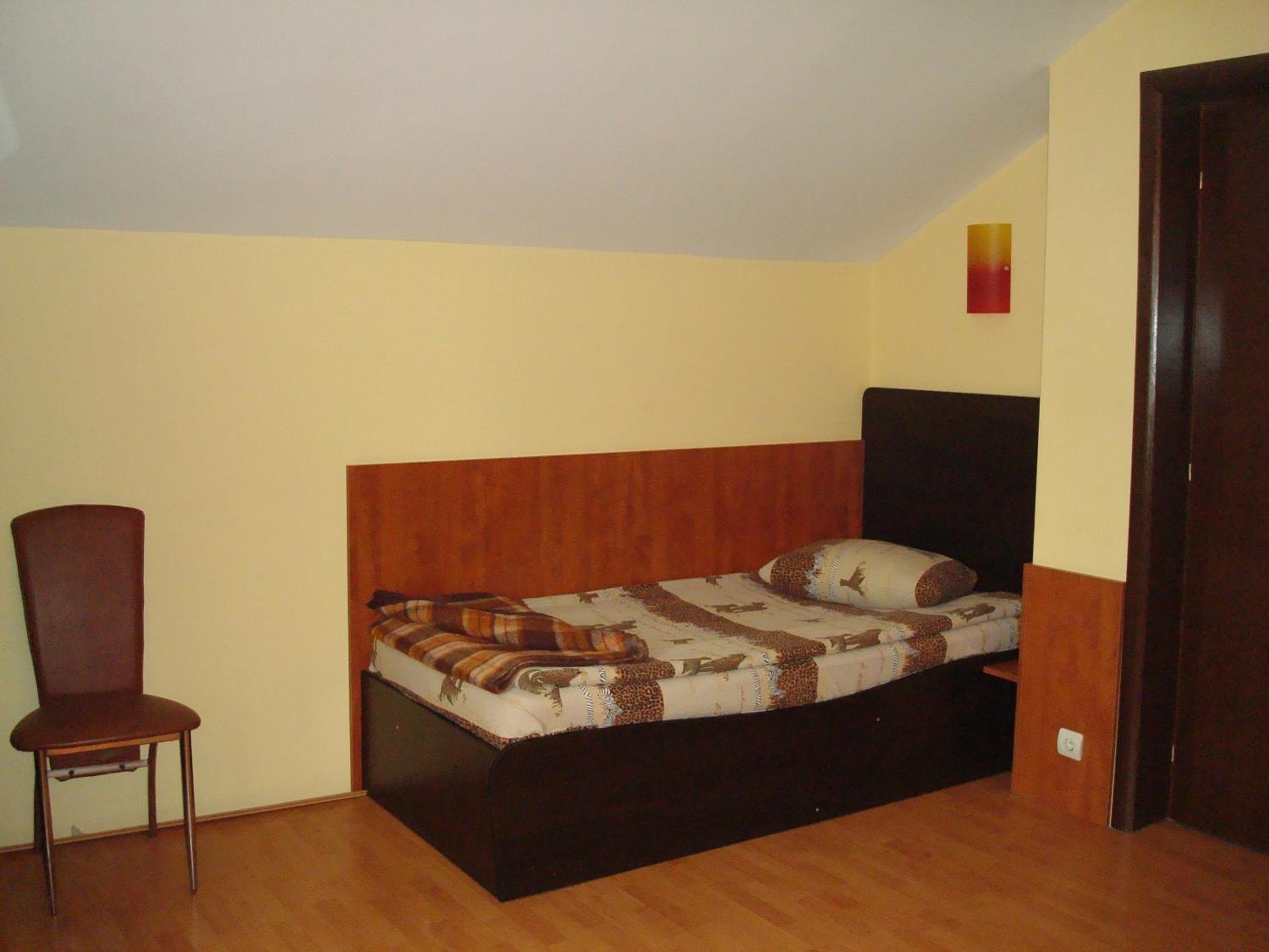 Photo 51