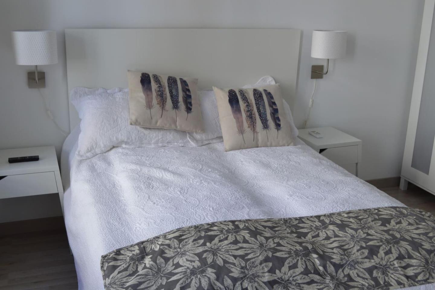 Modern studio flat close to Plaza Merced