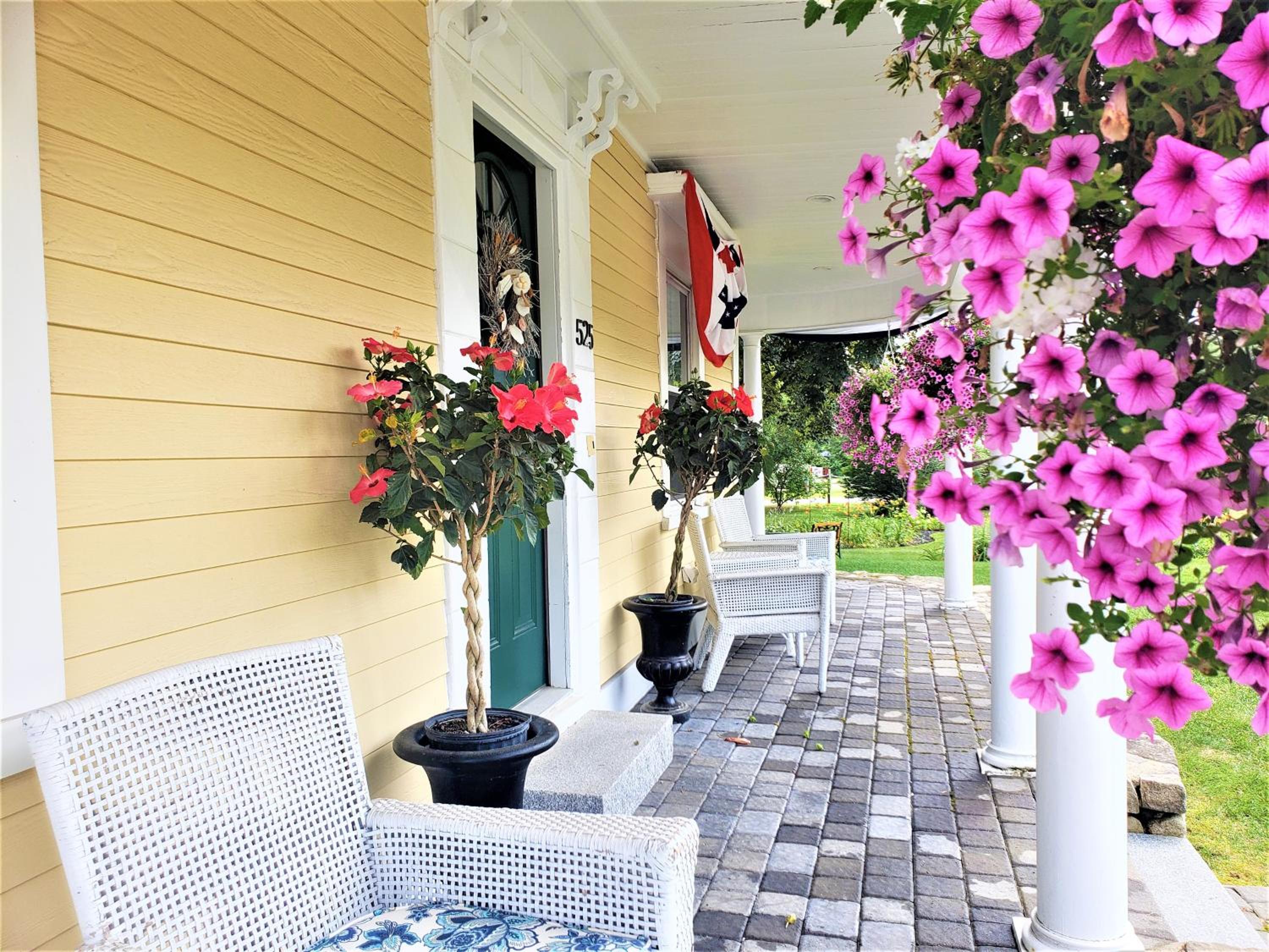 Elmere House Bed & Breakfast