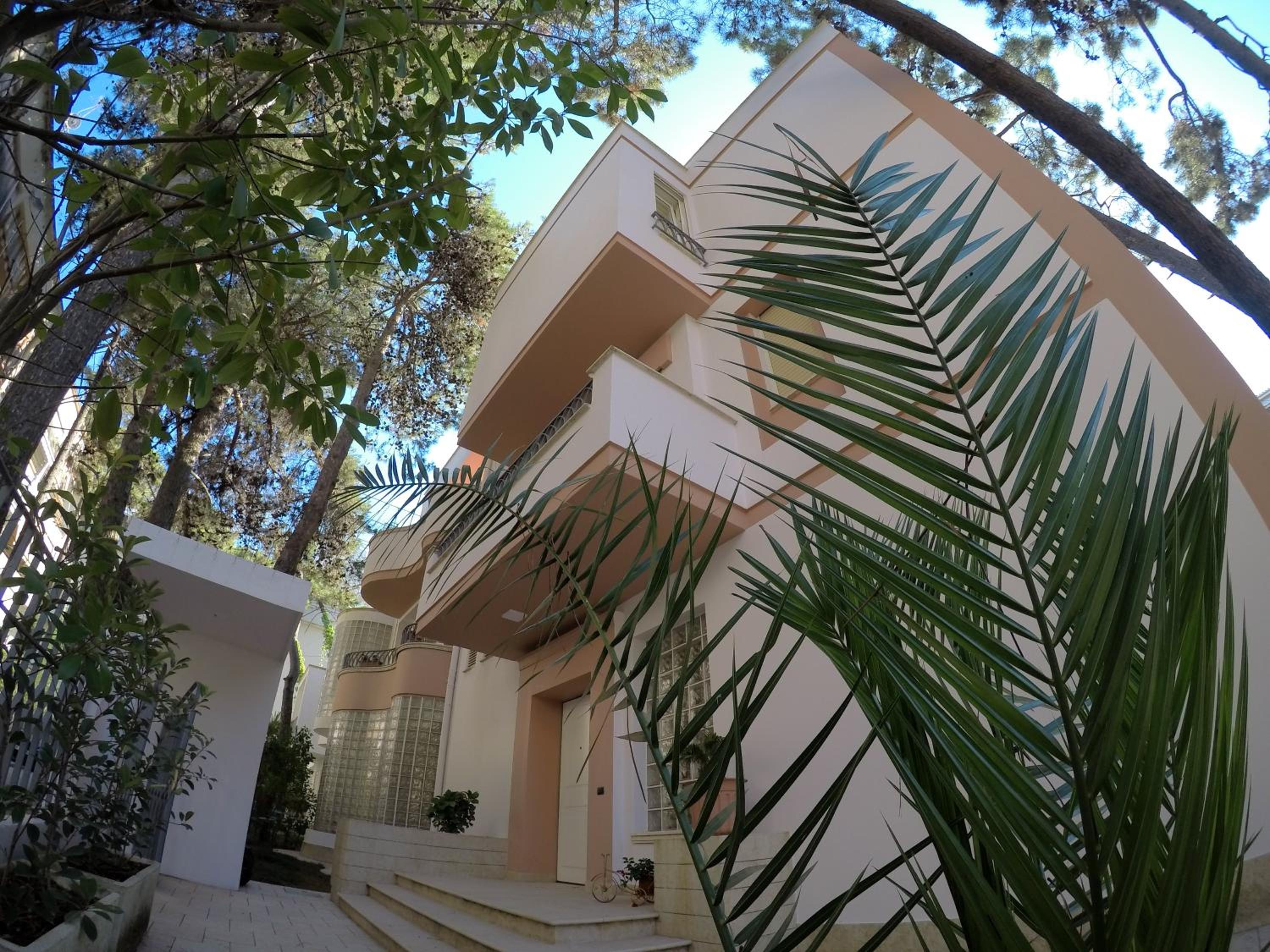 Villa LIDSON