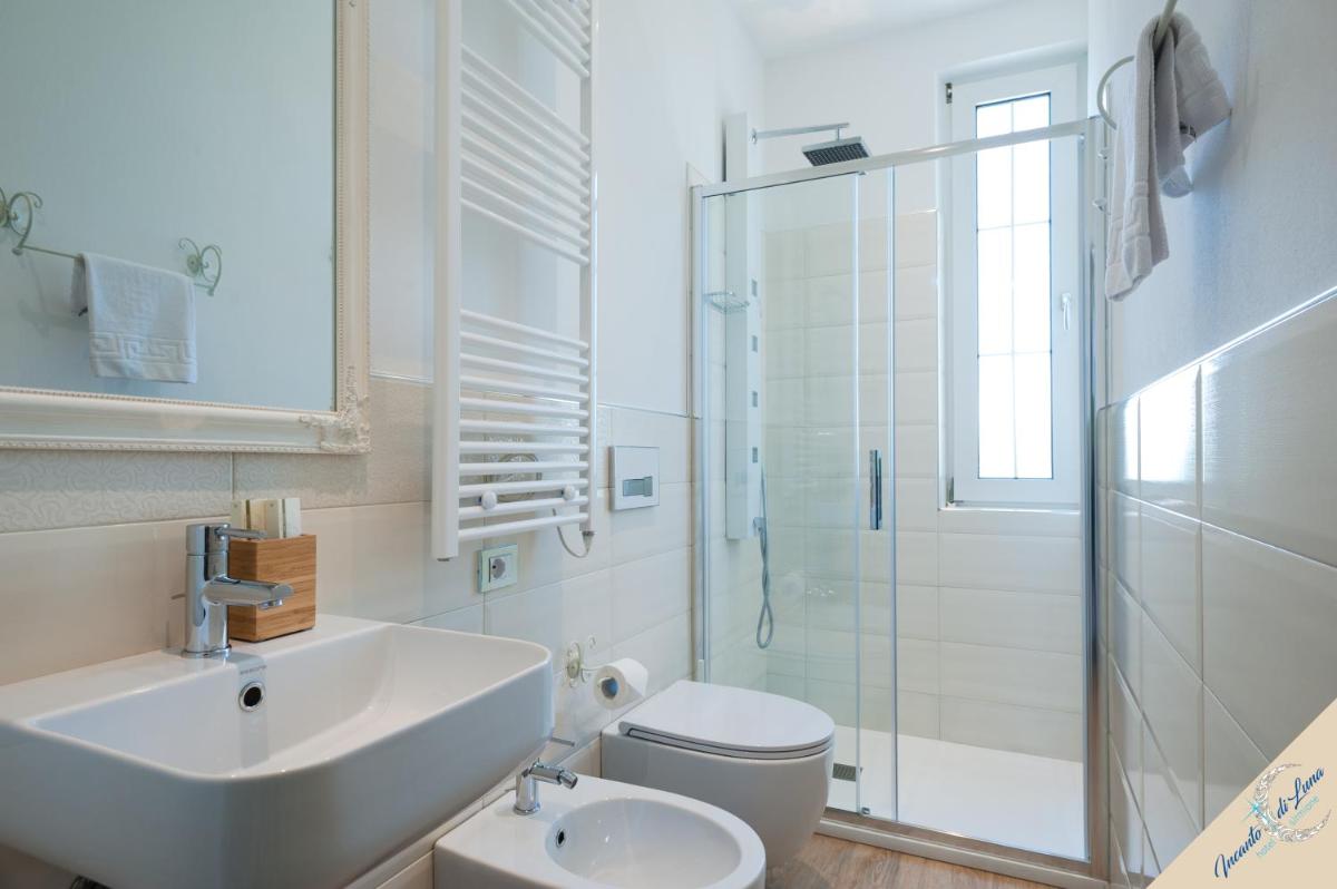 Sirmione Vacations - Incanto di Luna Hotel - Property Image 8