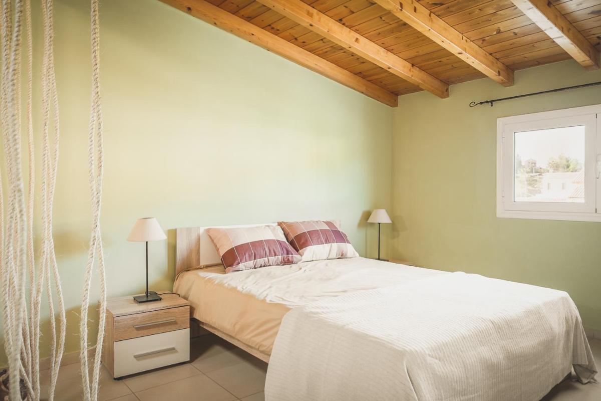 Elina's Easygoing Apartment view 2