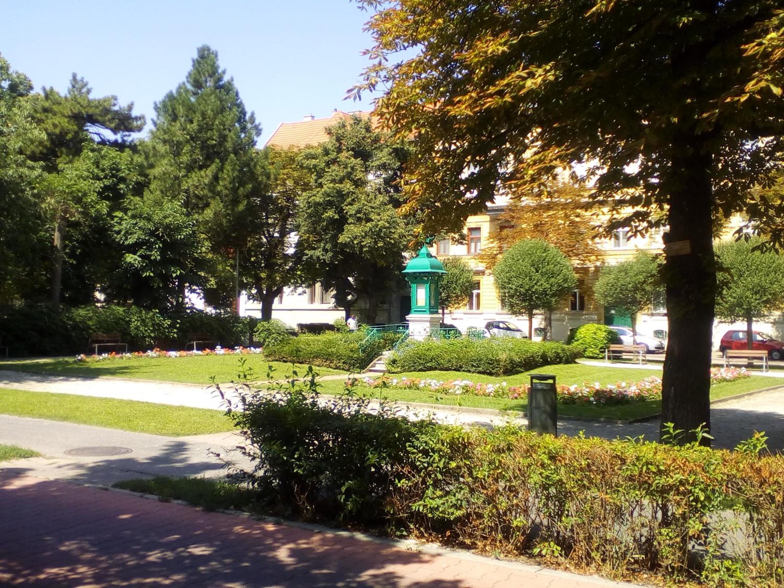 Photo 15