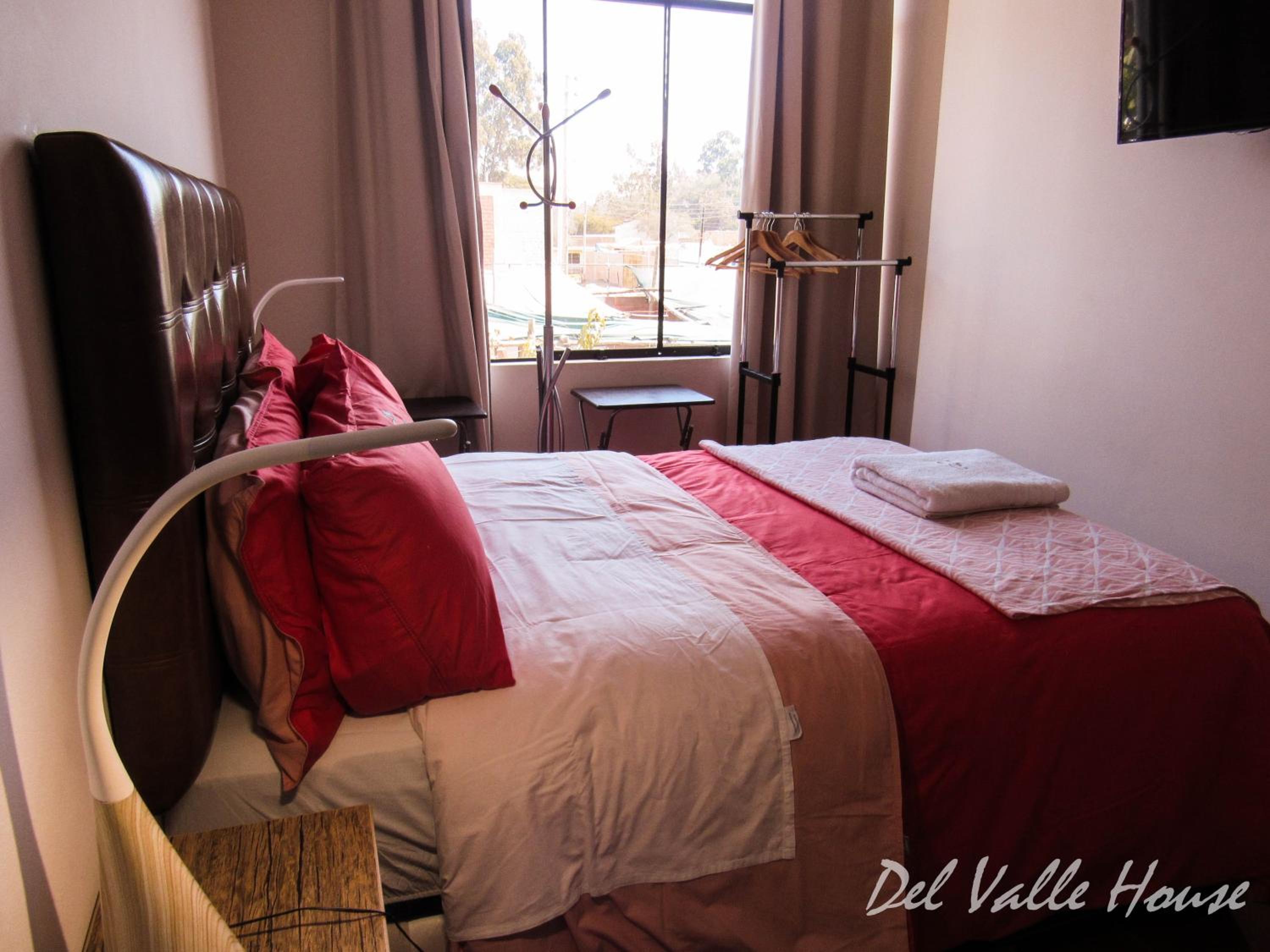 Del Valle House