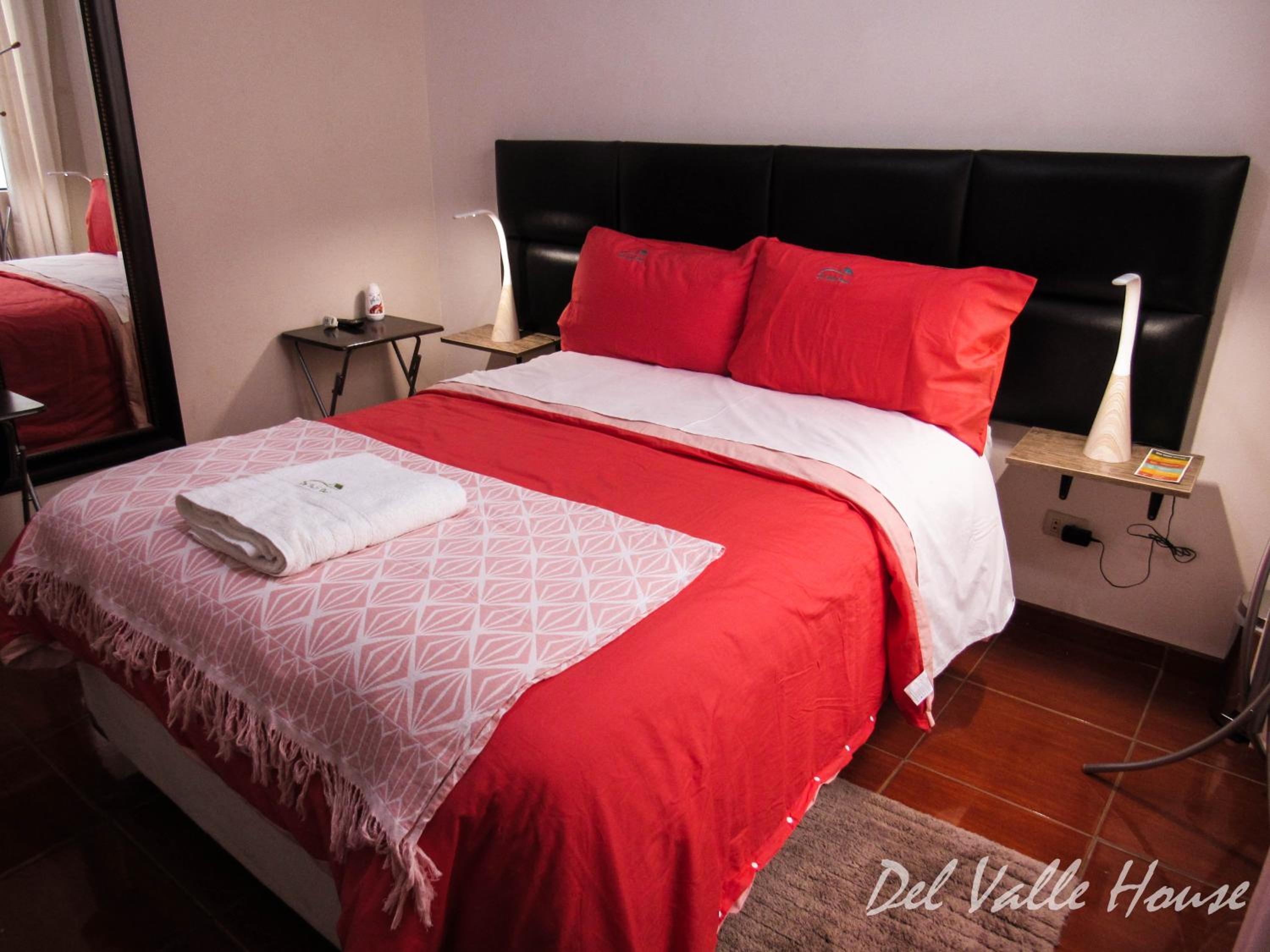 Del Valle House
