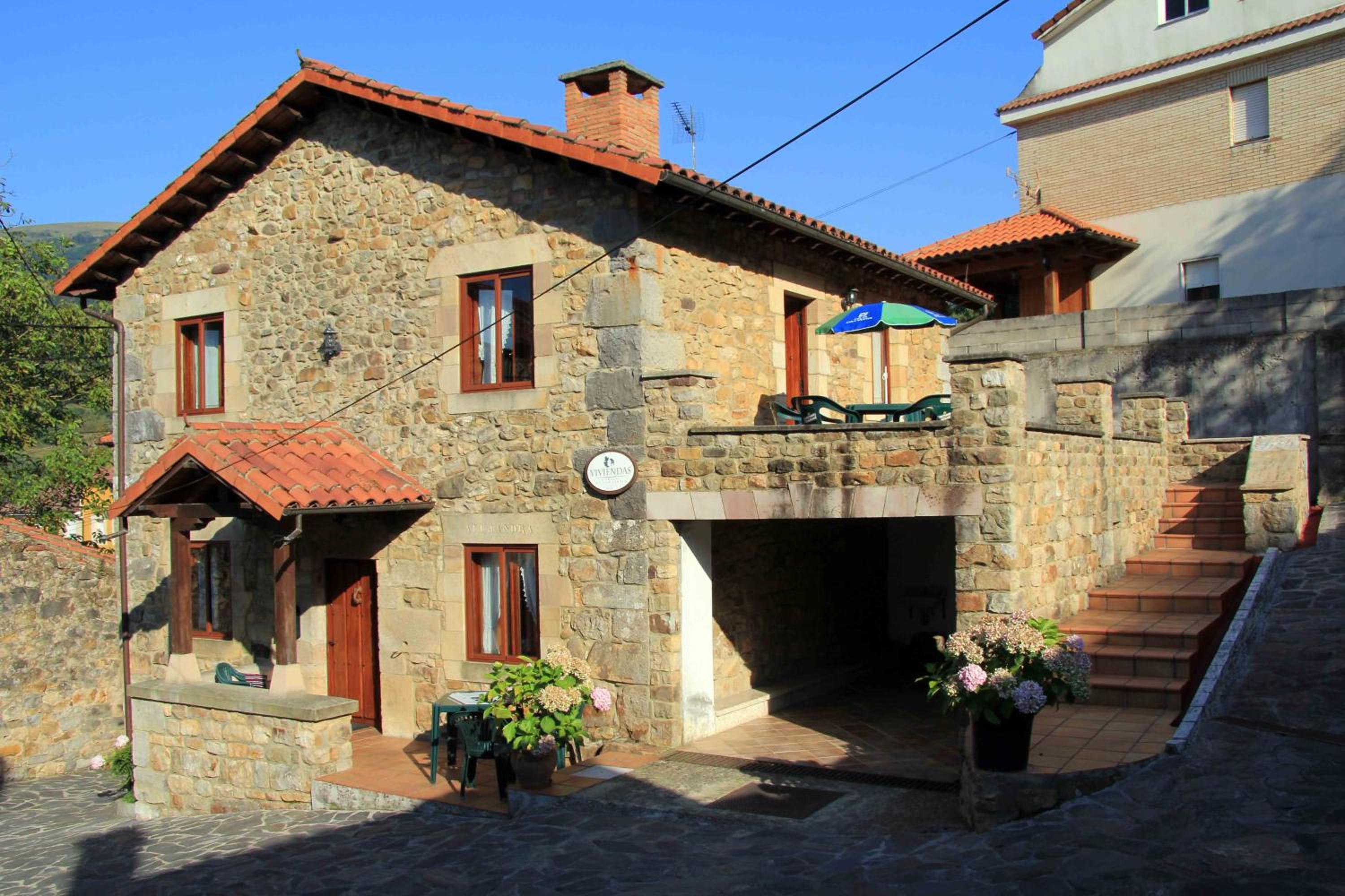 Apartamentos rurales La Casa Vieja De Alceda