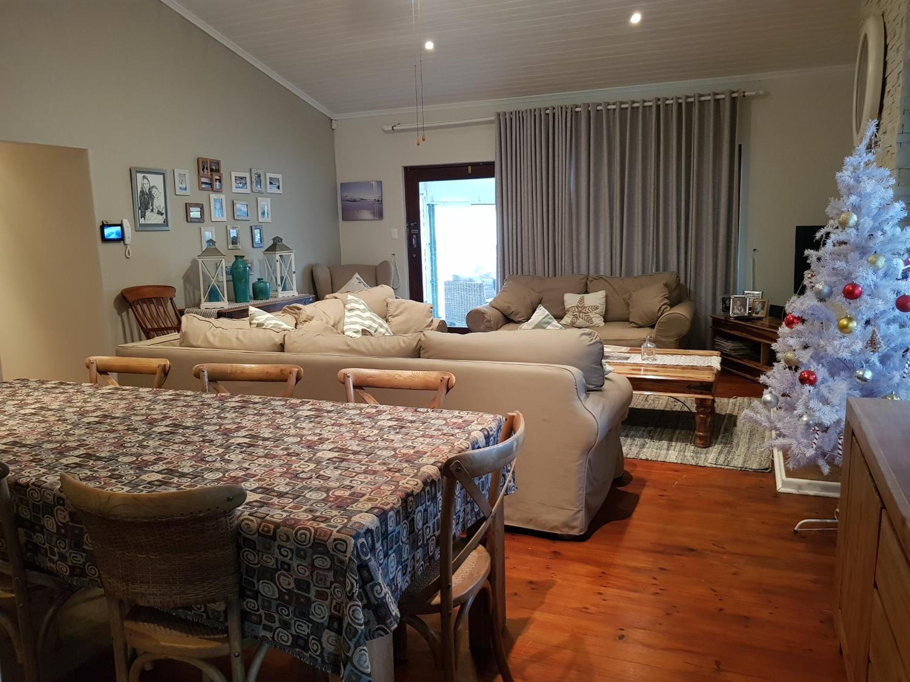 Bushys Oak view 2