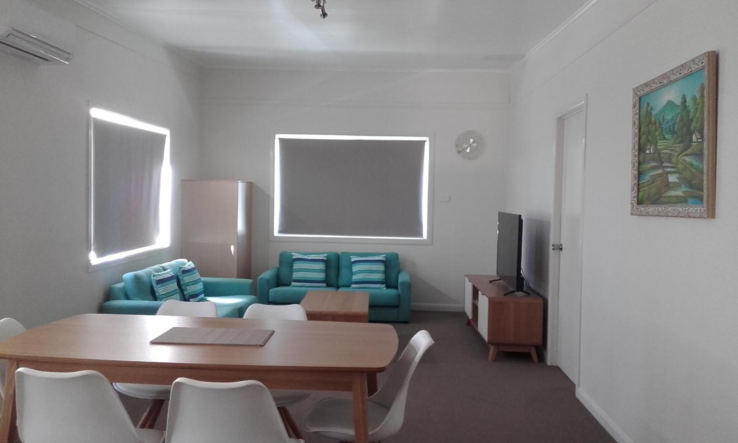 Mango Tree Motel - Property Image 20