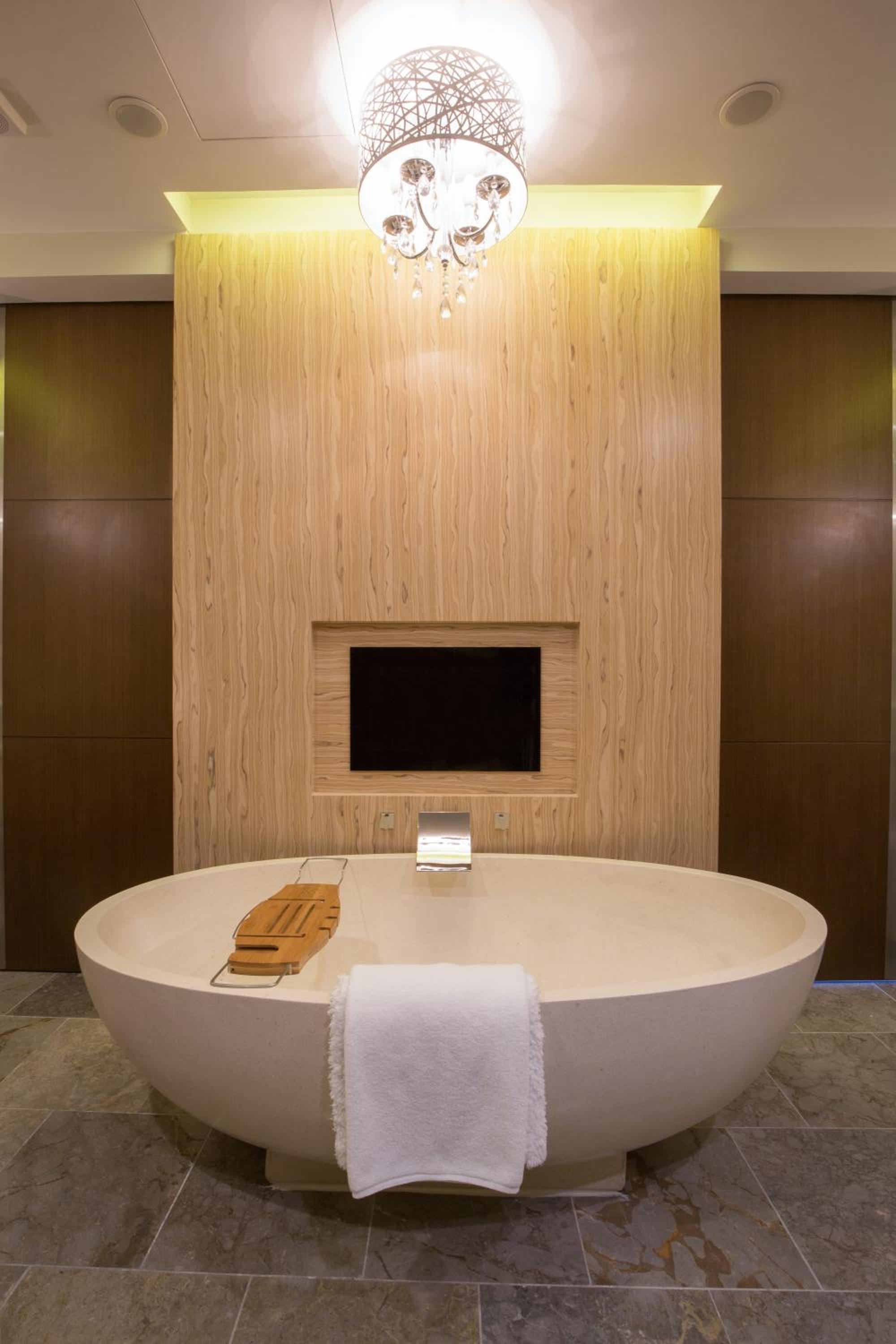 Dusit Thani Guam Resort