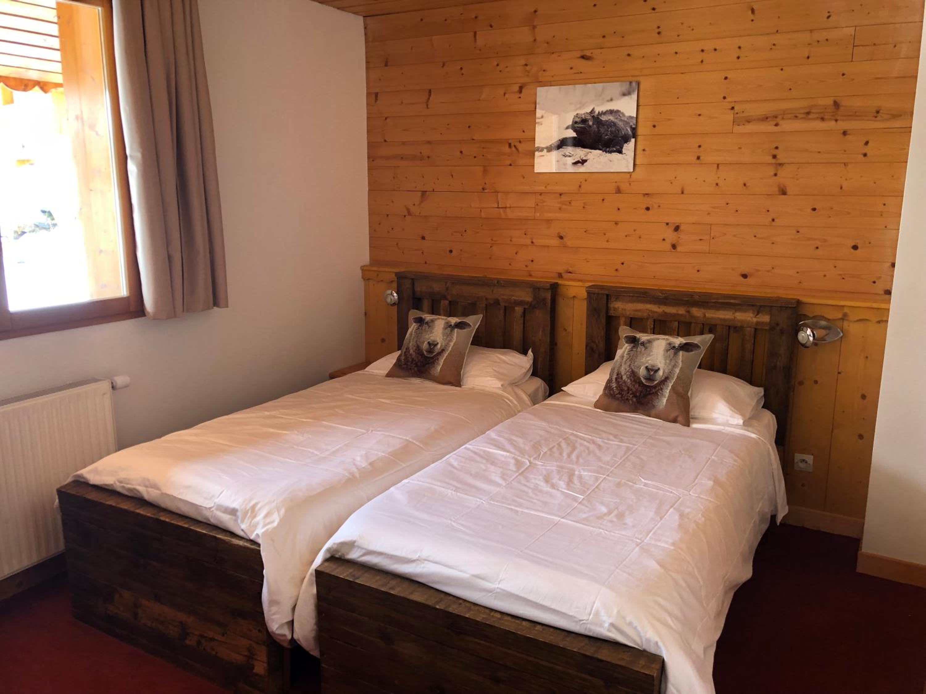 Monster Chalets