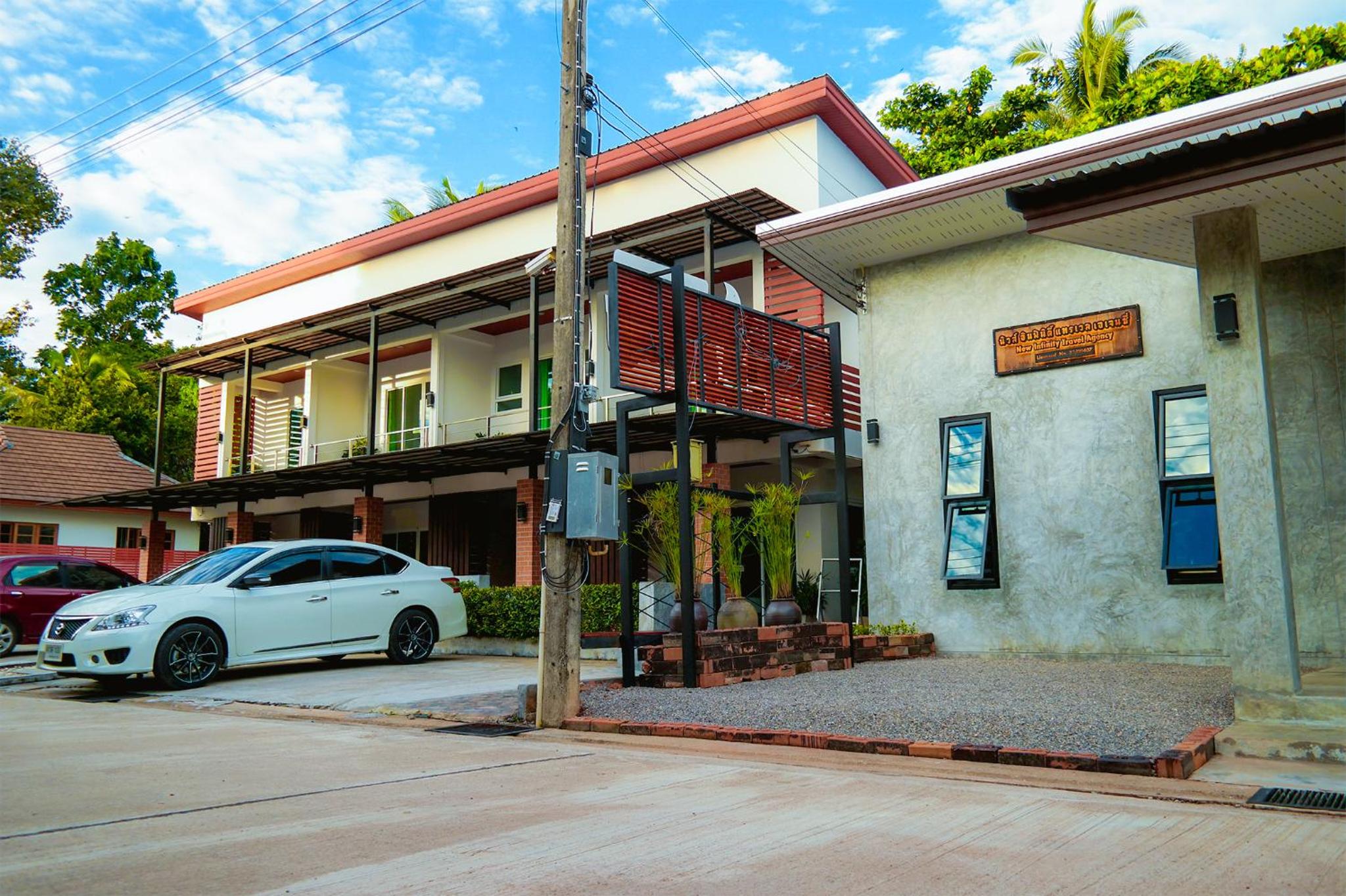 Hotel Baan i Talay Chumphon บ้านไอทะเลชุมพร - Image 1