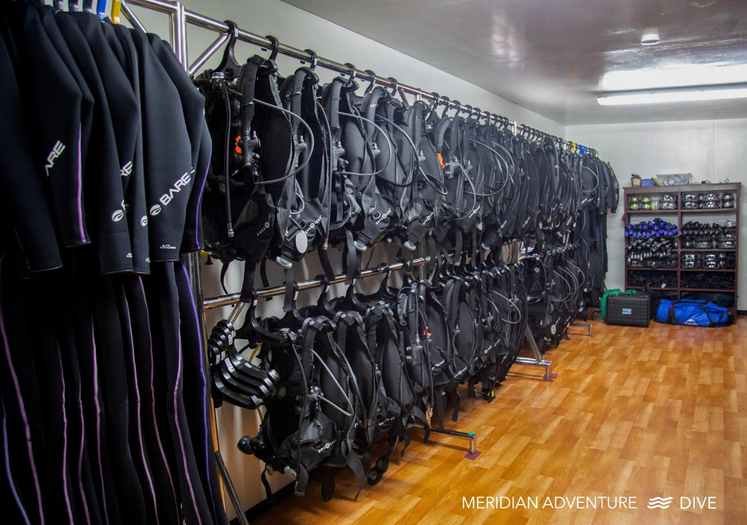 Meridian Adventure Marina Club & Resort