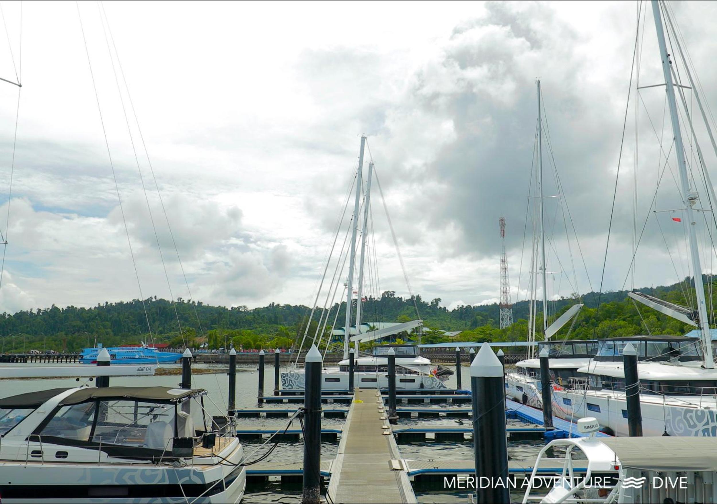Meridian Adventure Marina Club & Resort