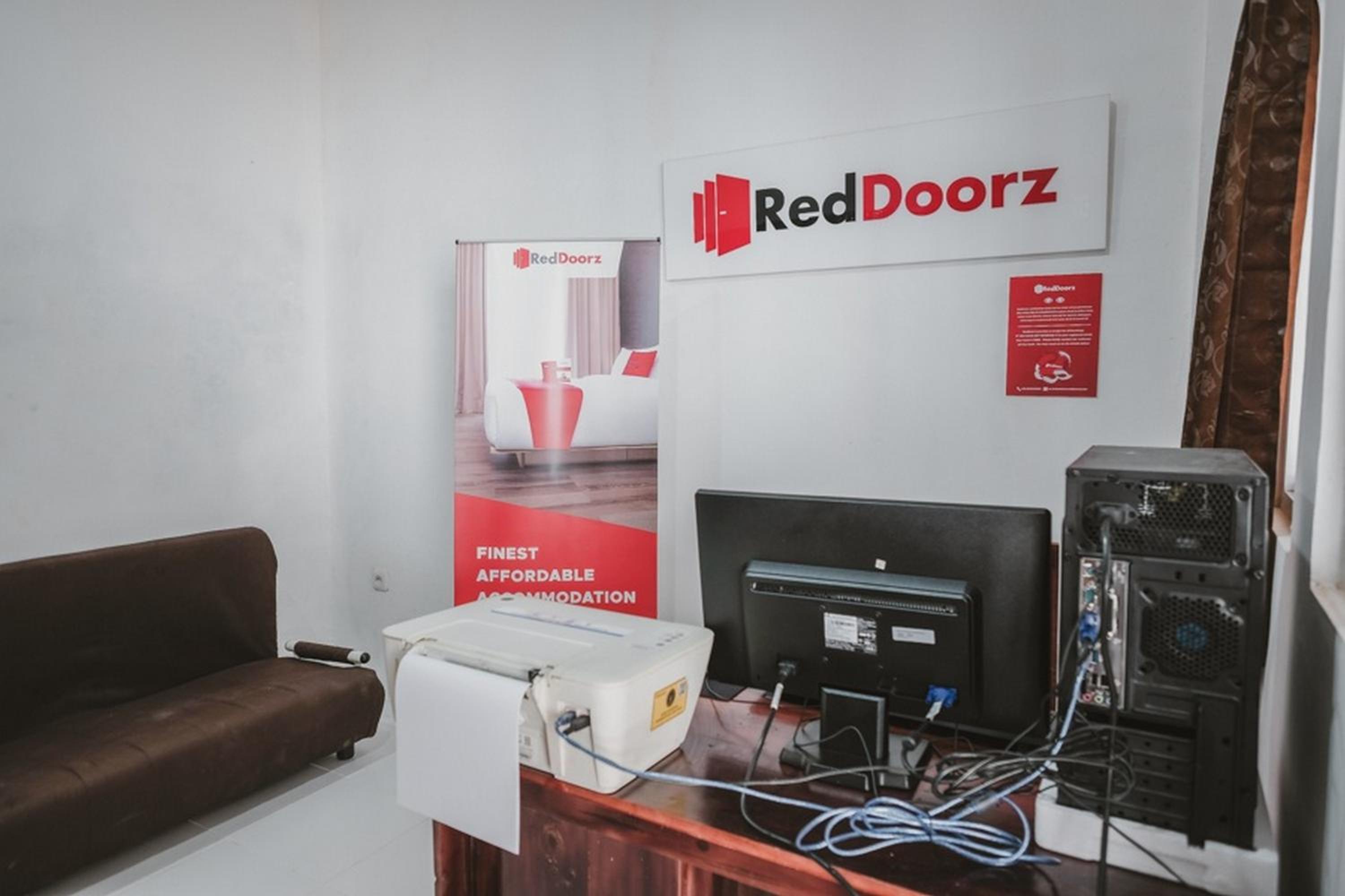 RedDoorz near Gatot Subroto Lampung 2 view 3