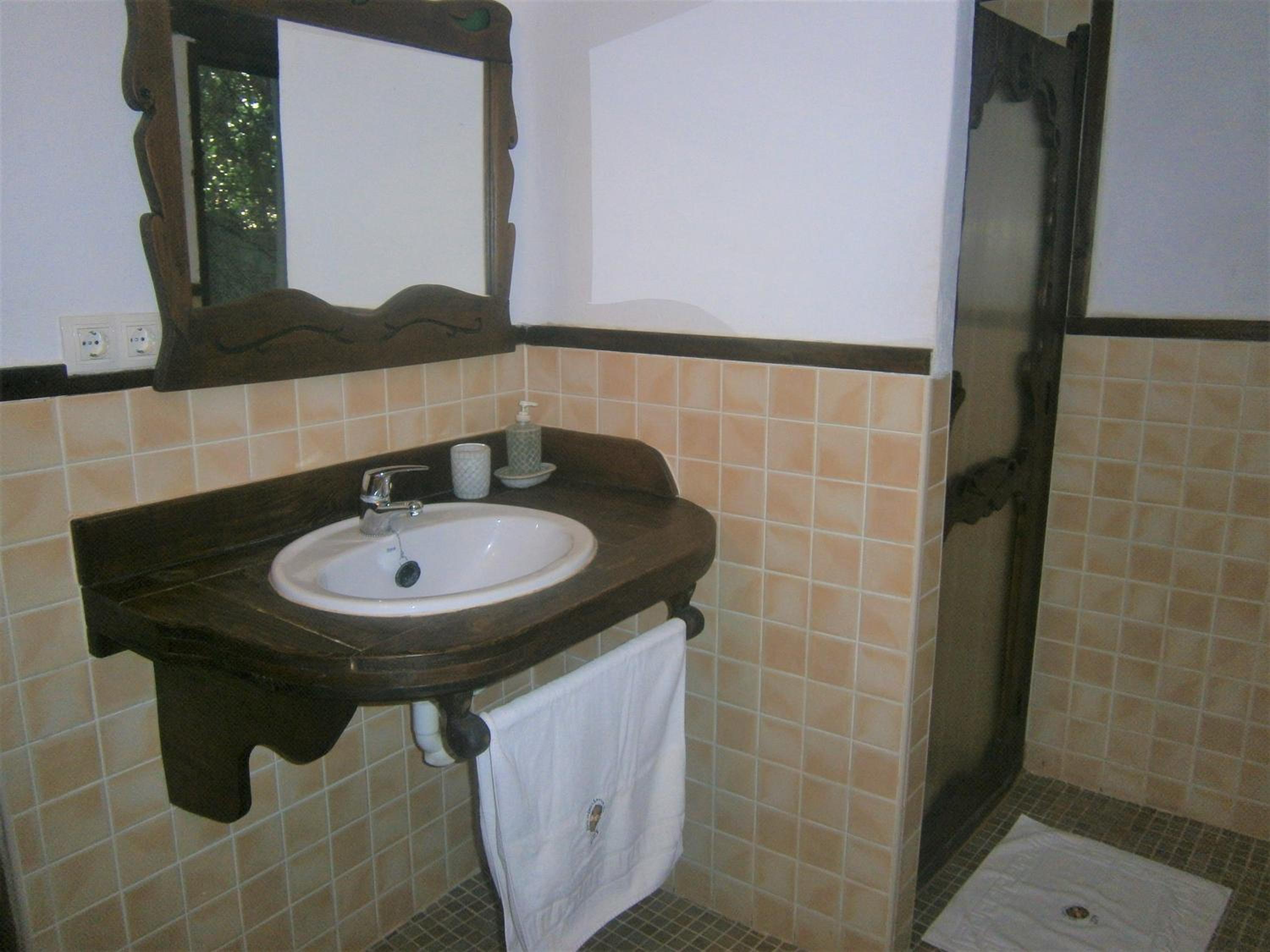 Photo 38