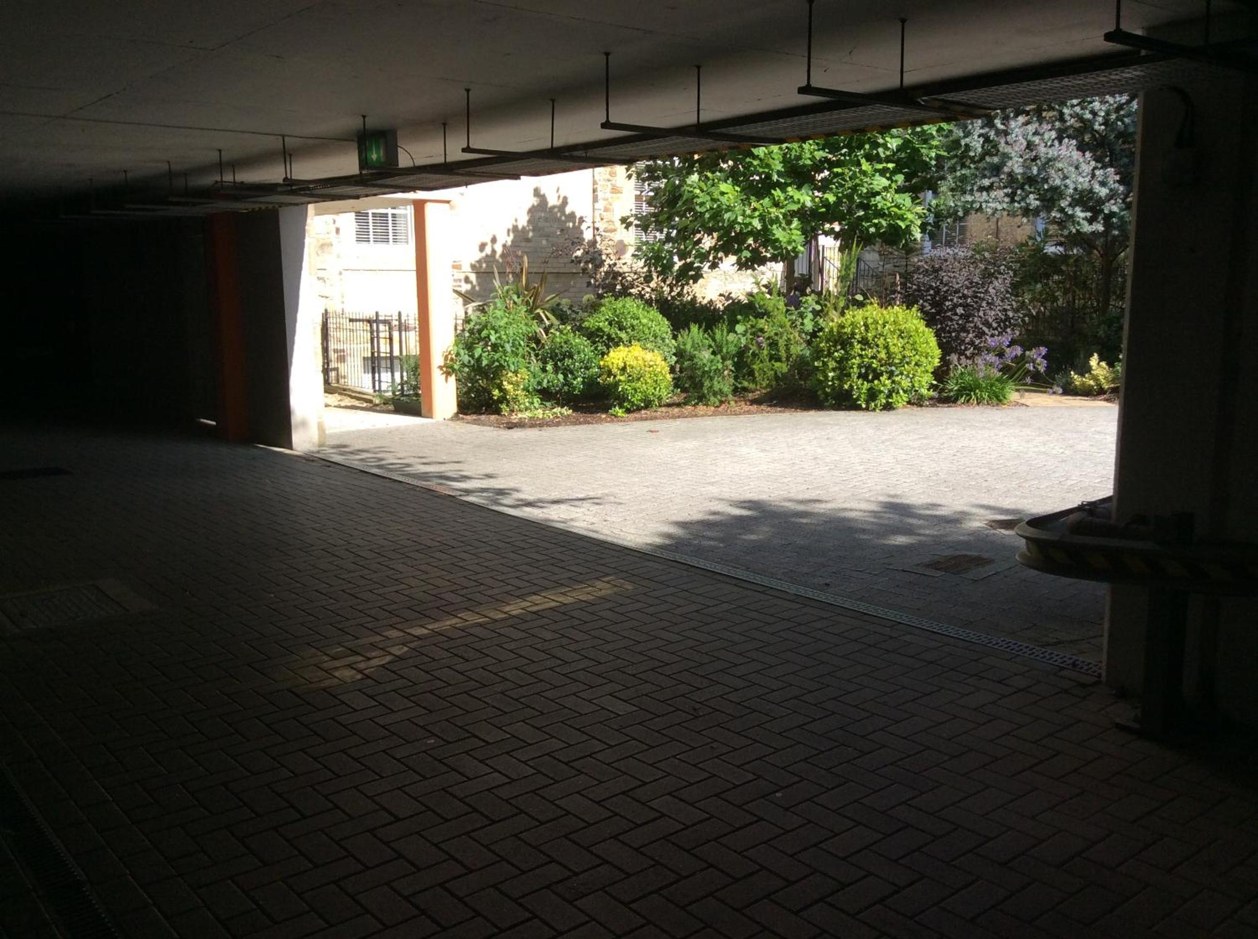 Photo 21