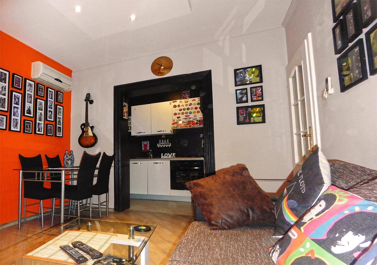 Apartments Rock Palace