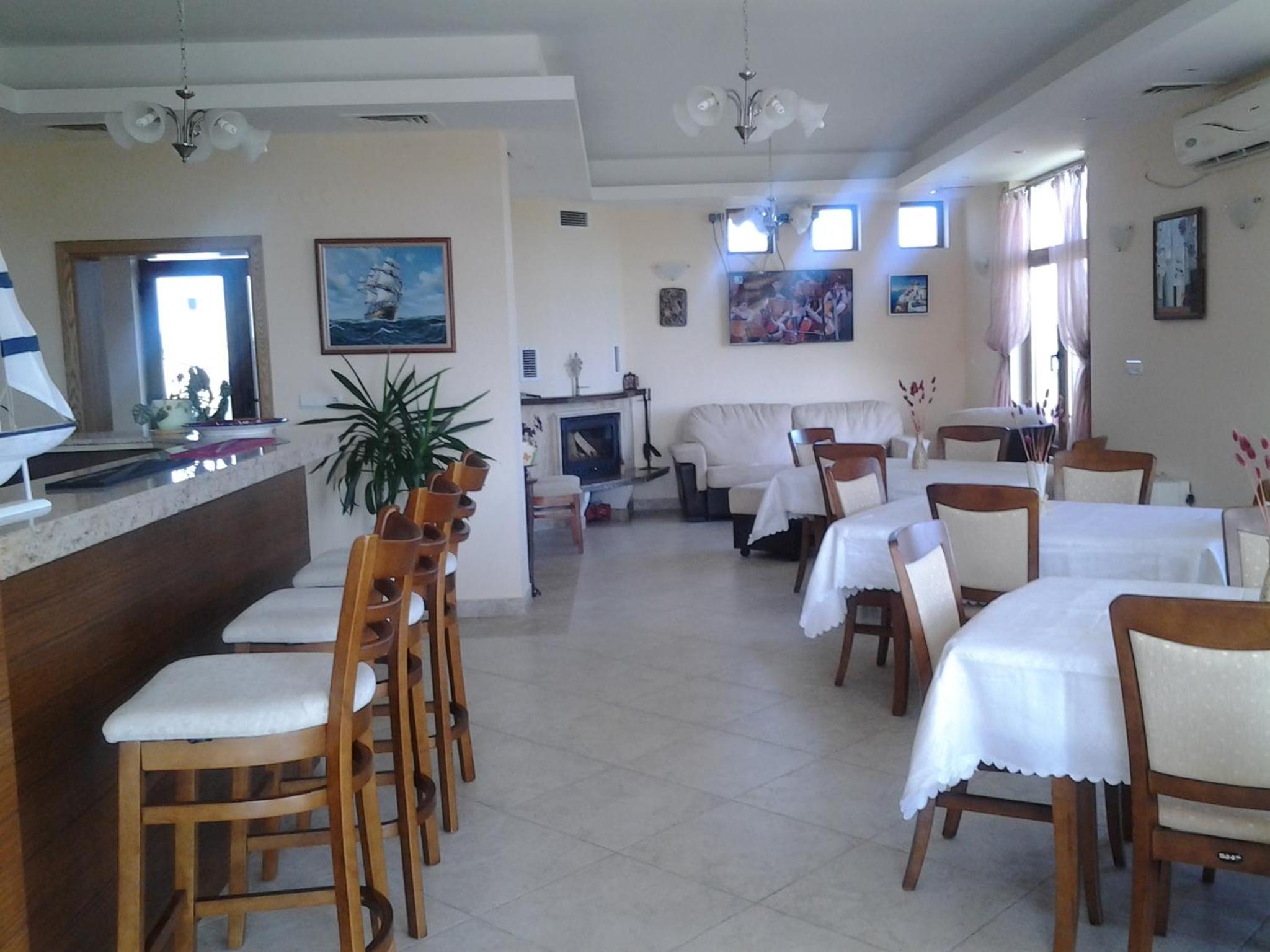 Guest House Golden Flake 4km from Bolata beach