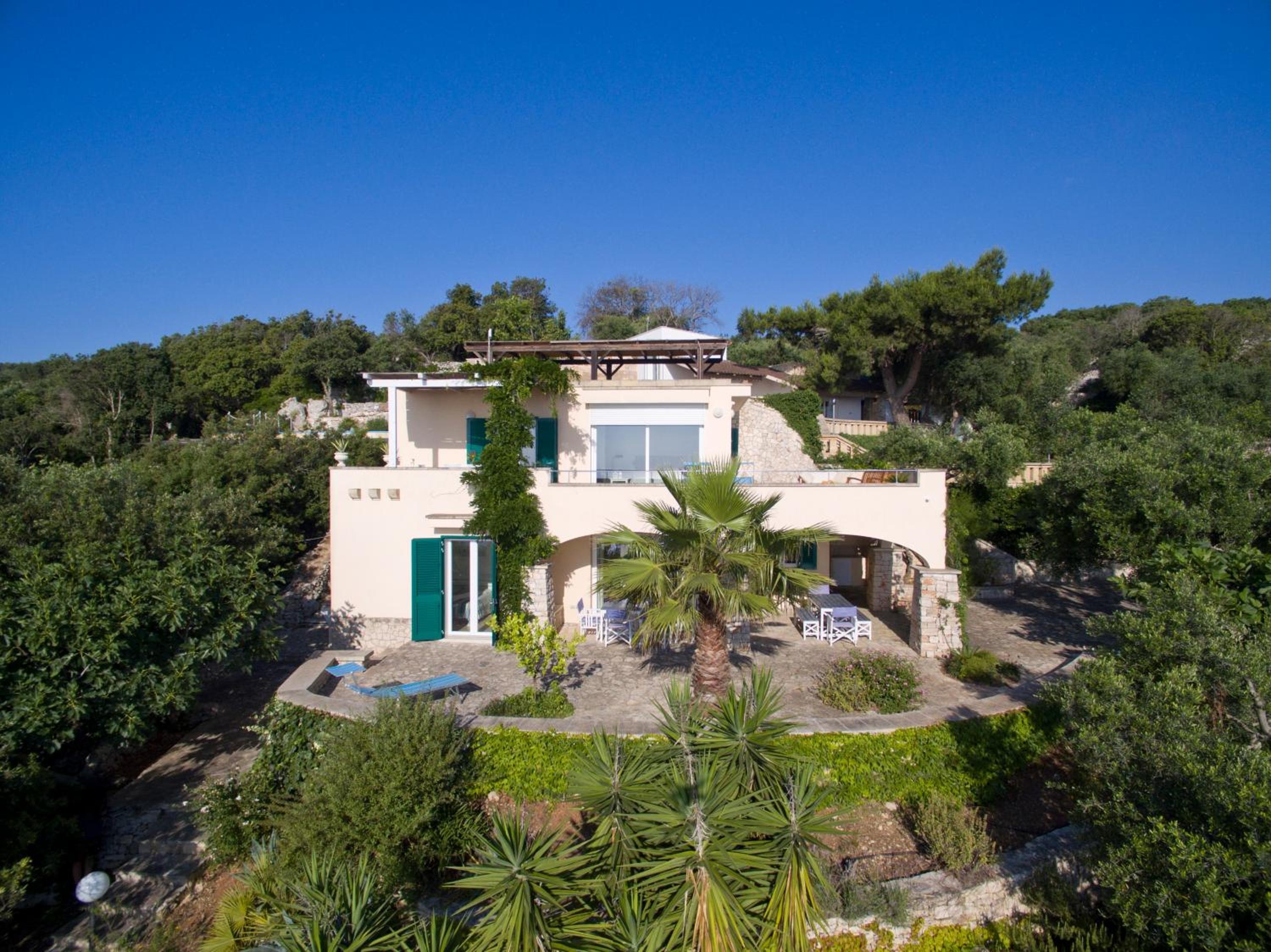 Villa Le Terrazze plus Pool view 5