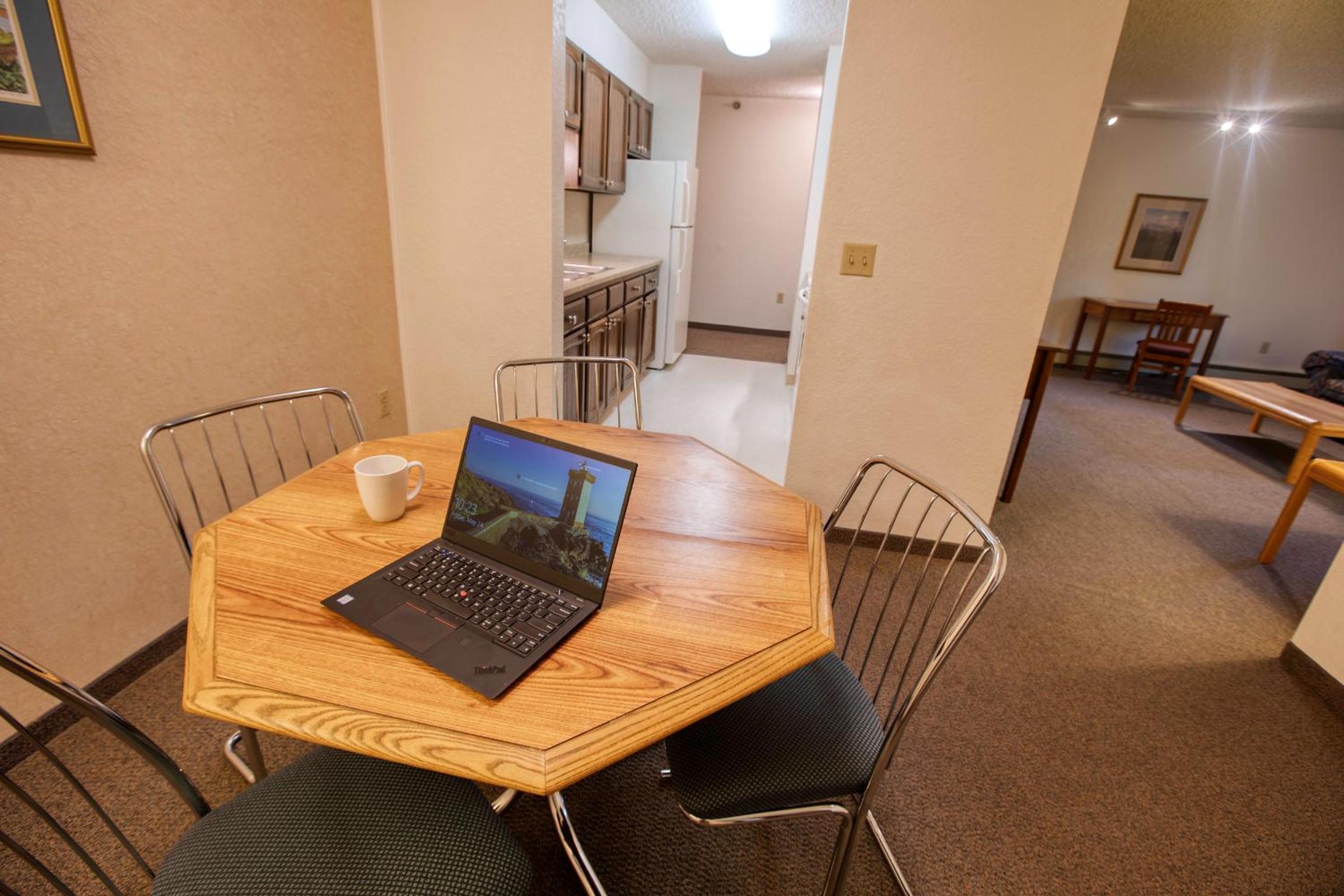 Fairbanks Vacations - Wedgewood Resort - Property Image 2