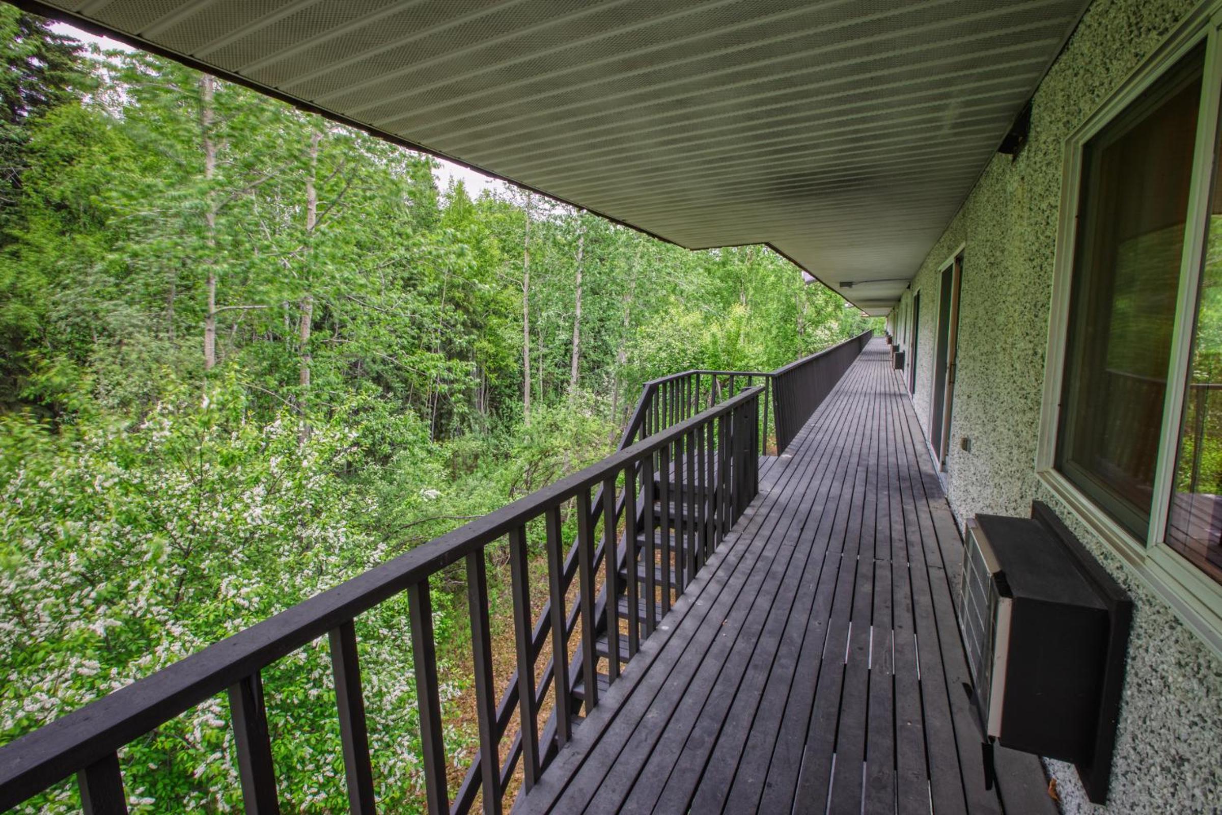 Fairbanks Vacations - Wedgewood Resort - Property Image 10