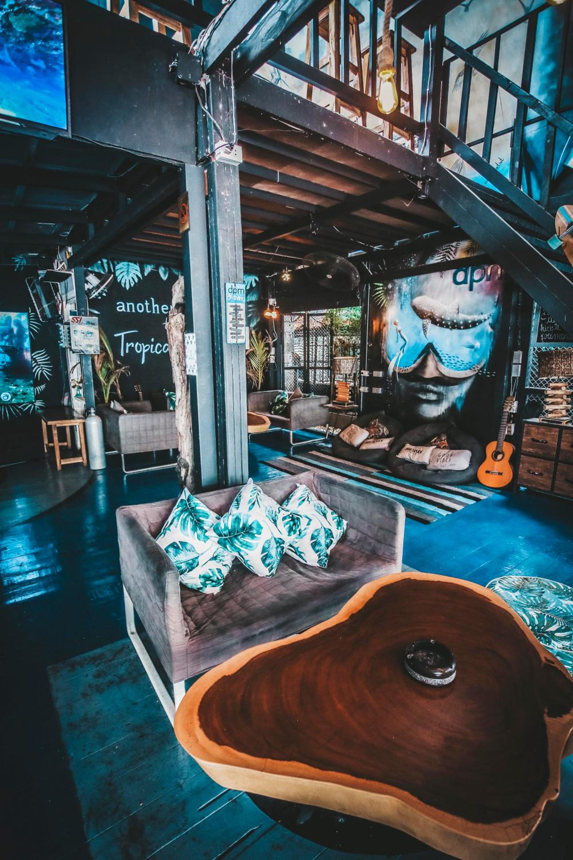 lounge