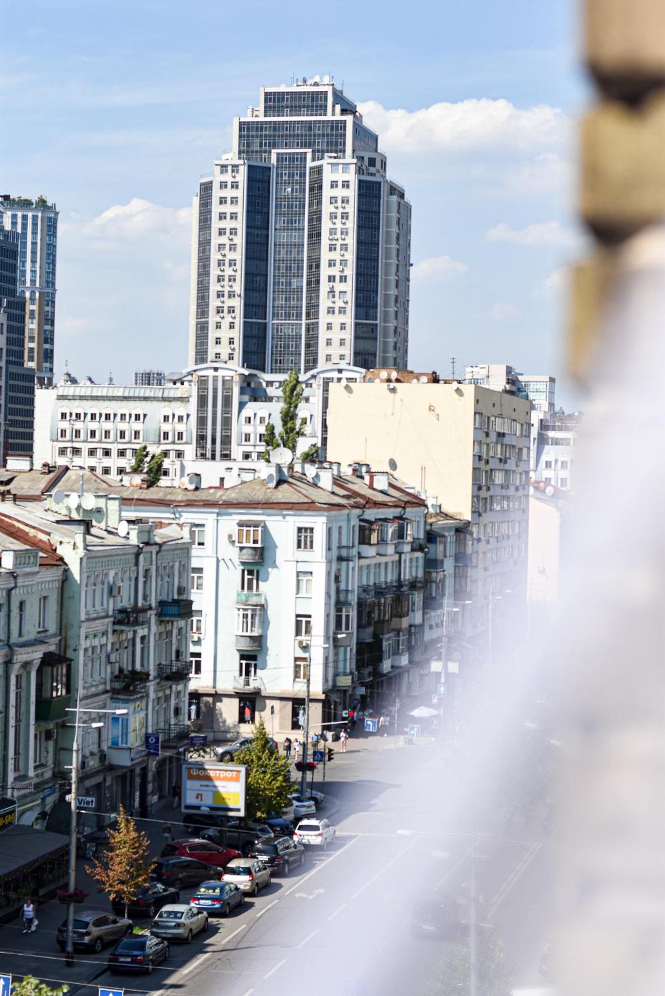 Don Papa Apartments in city center view 5