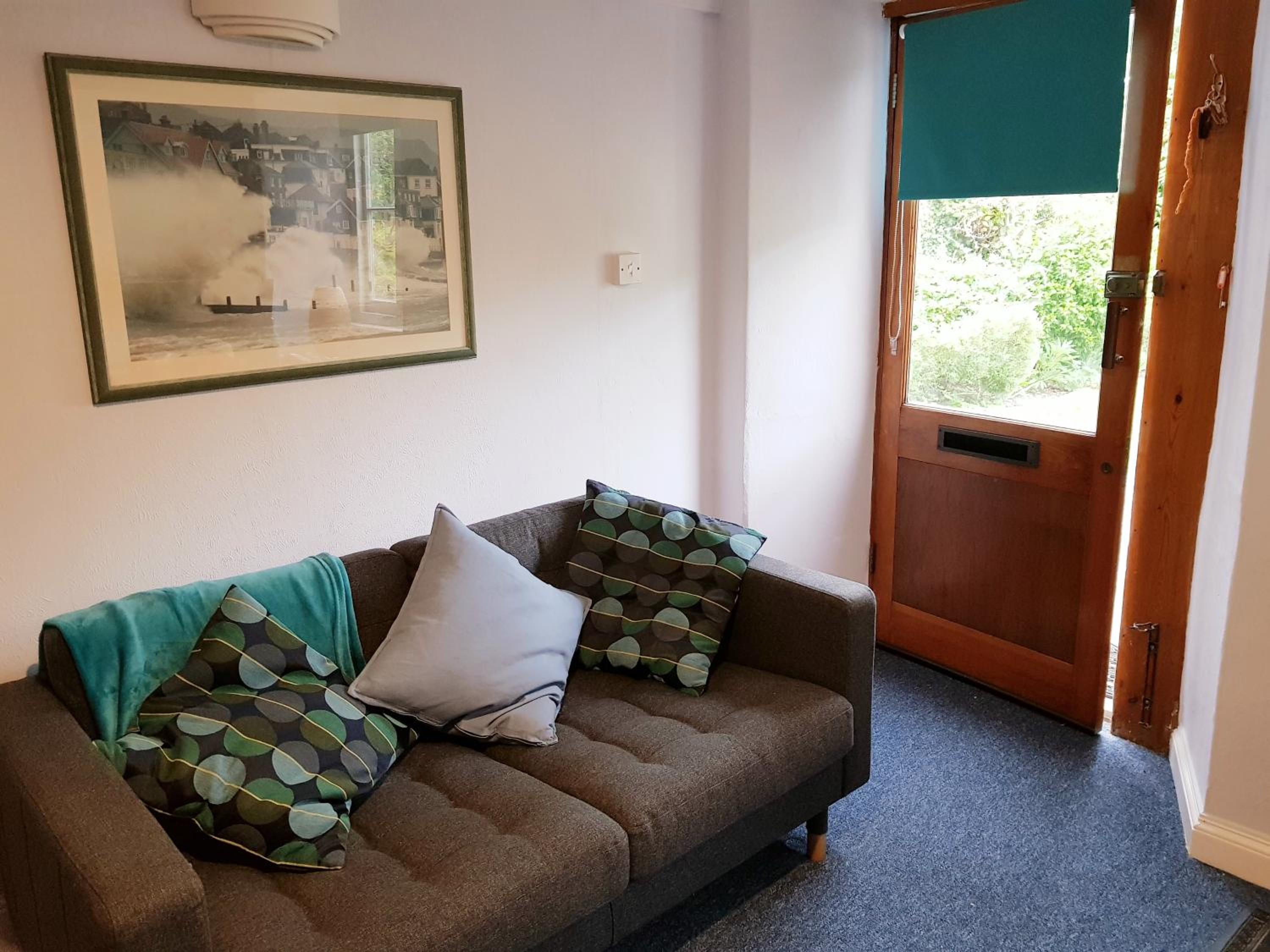 3 Lymbrook Cottage