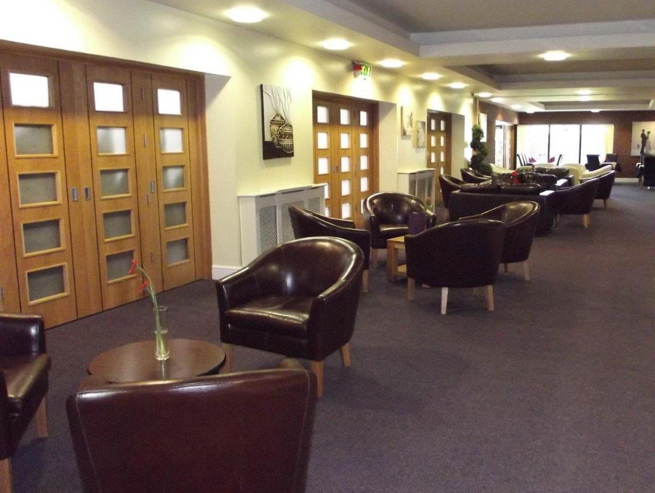 Walsall Vacations - Calderfields Golf  Country Club - Property Image 3