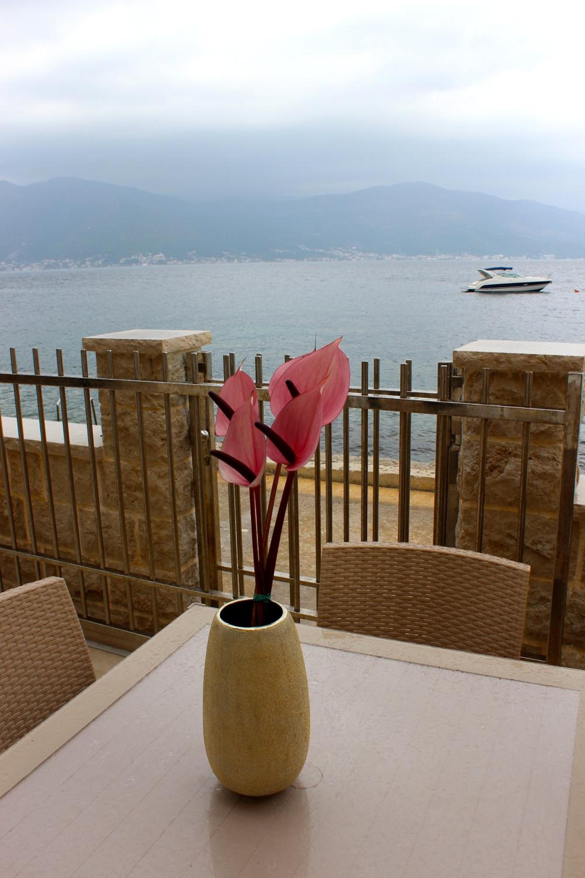 Villa Leut Montesol Tivat Krasici photo 2