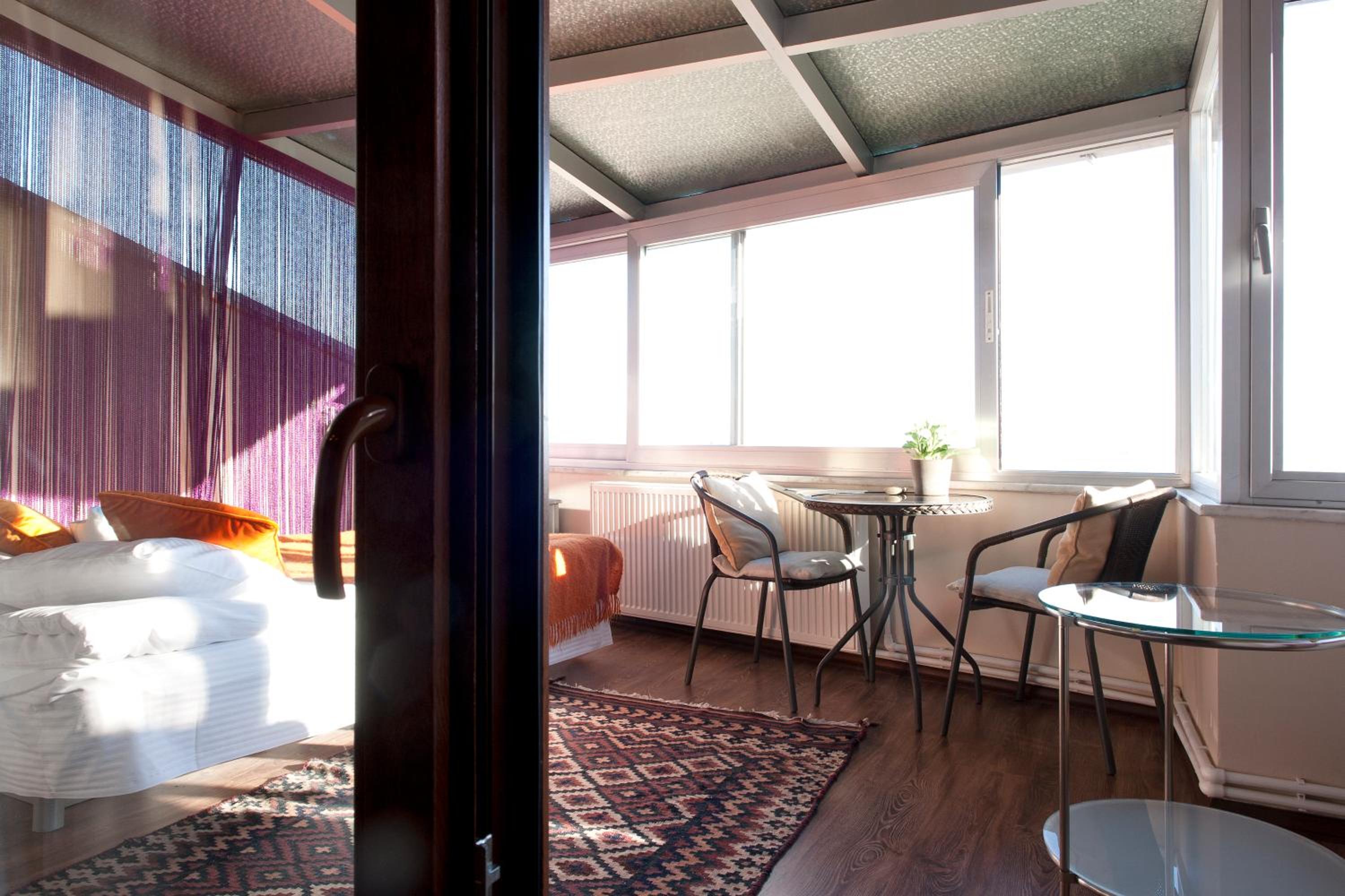 Aslan Apartments