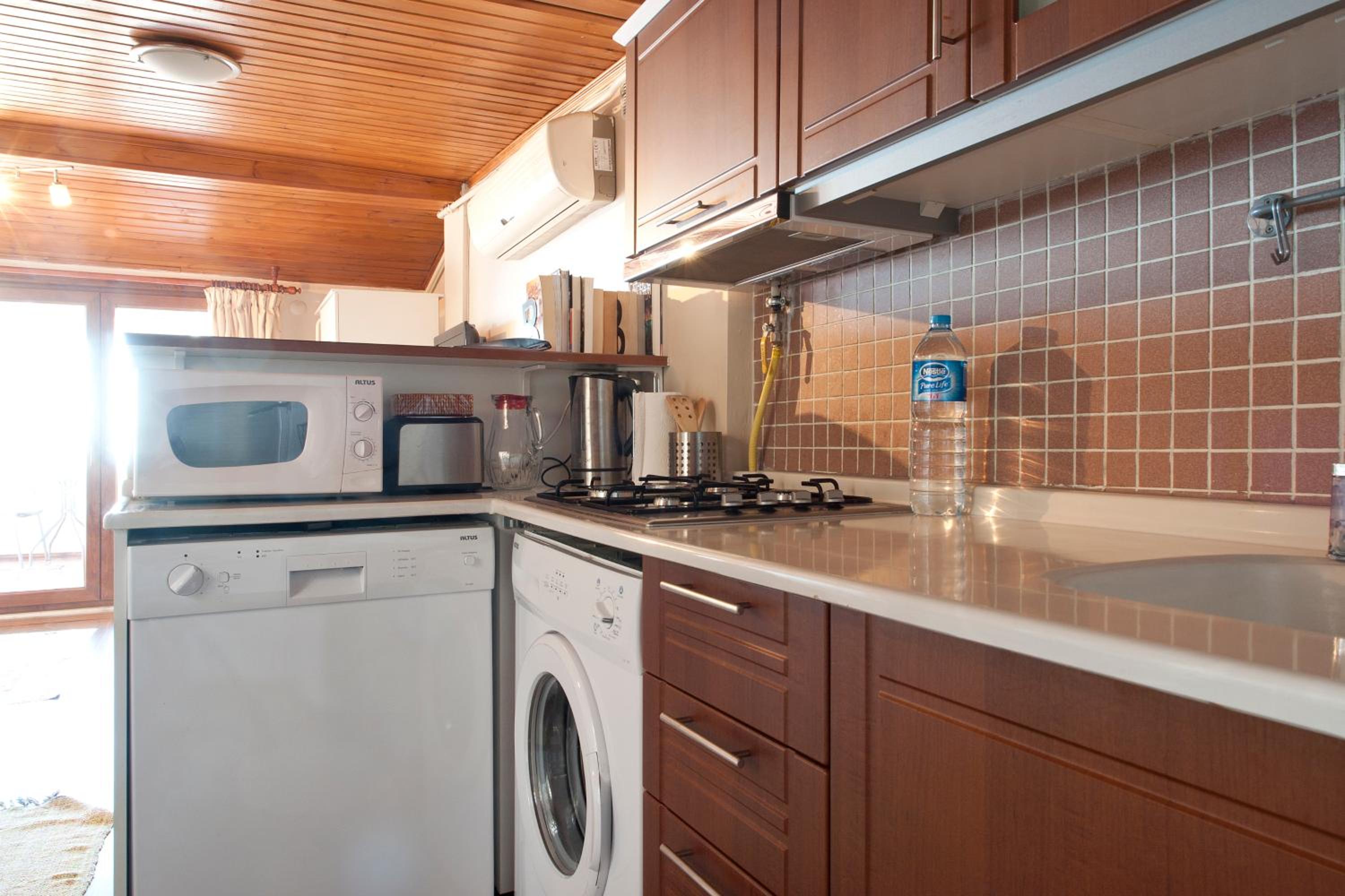 Aslan Apartments