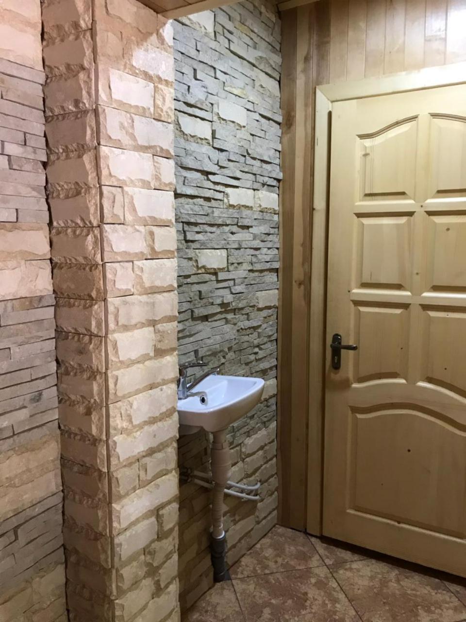 Photo 68