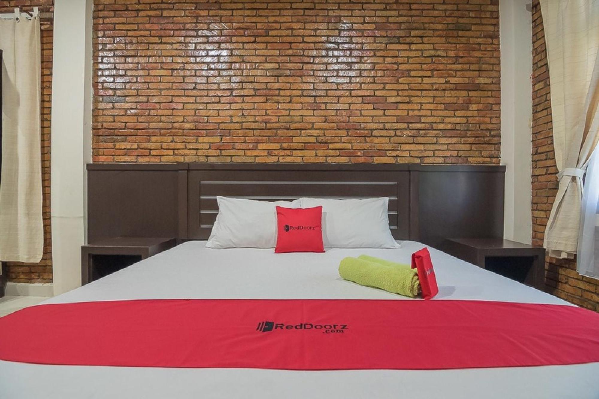 RedDoorz Plus near Cambridge City Square 2 Medan, photo 28
