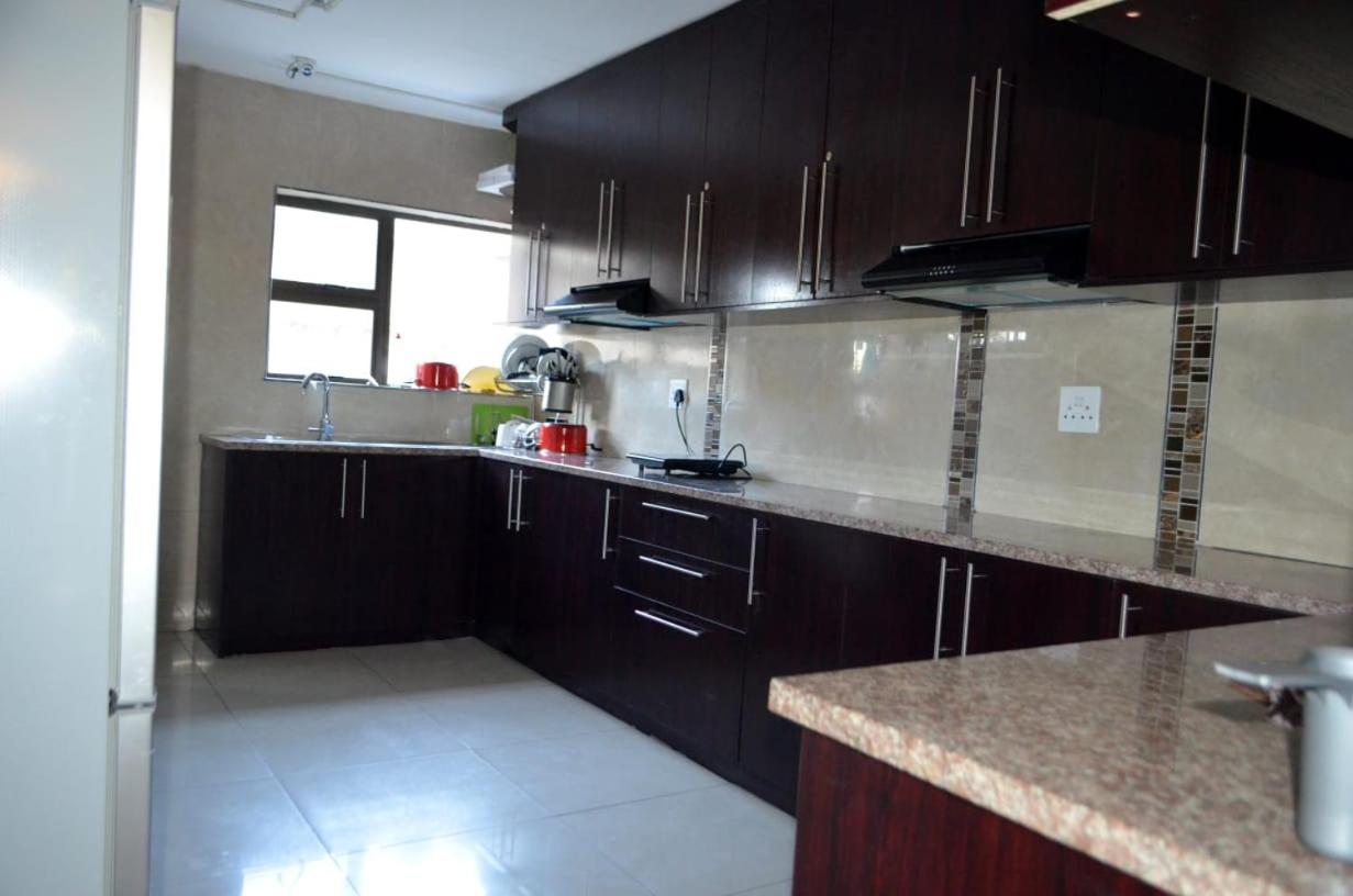 Photo 32