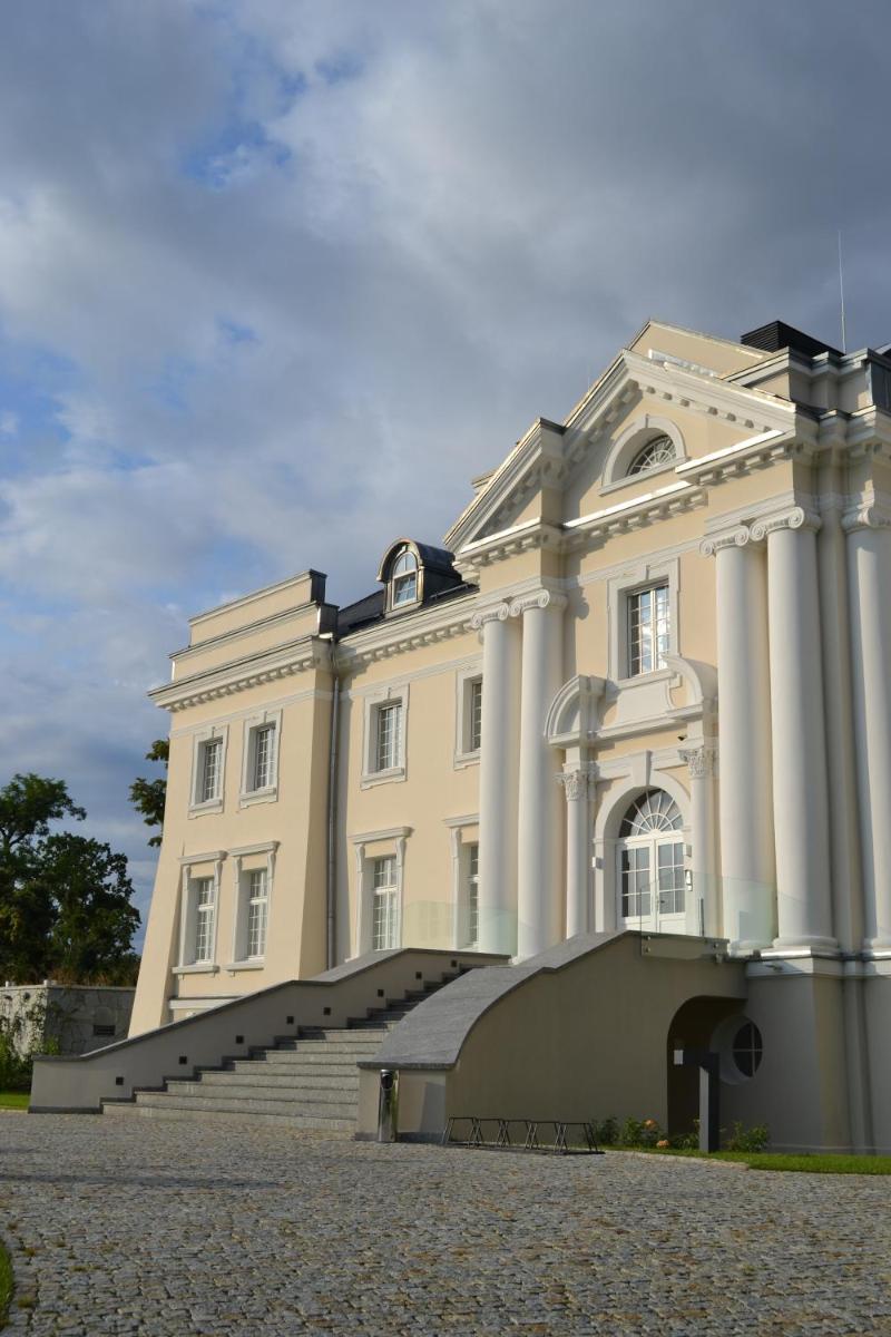 hotel building