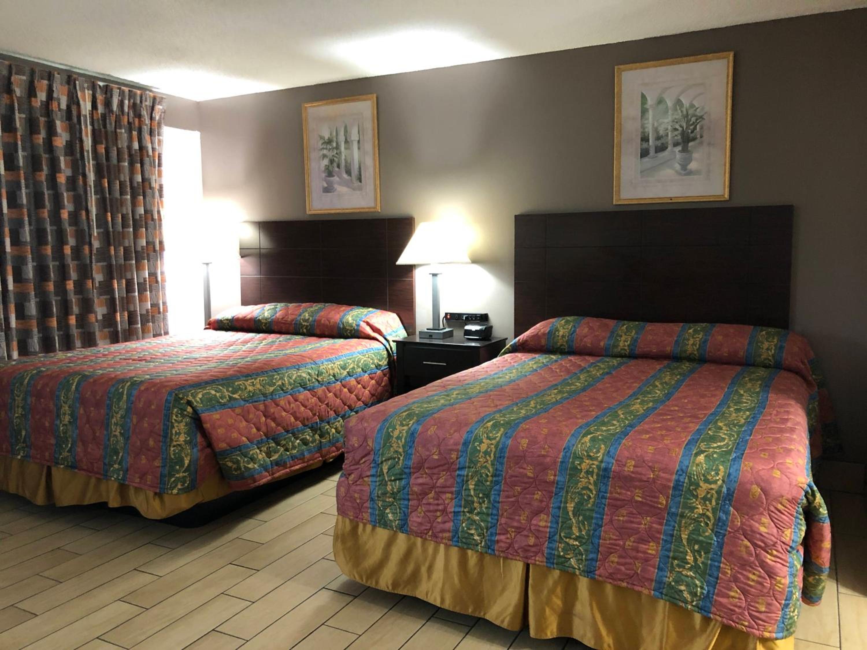 Sun Coast Inn