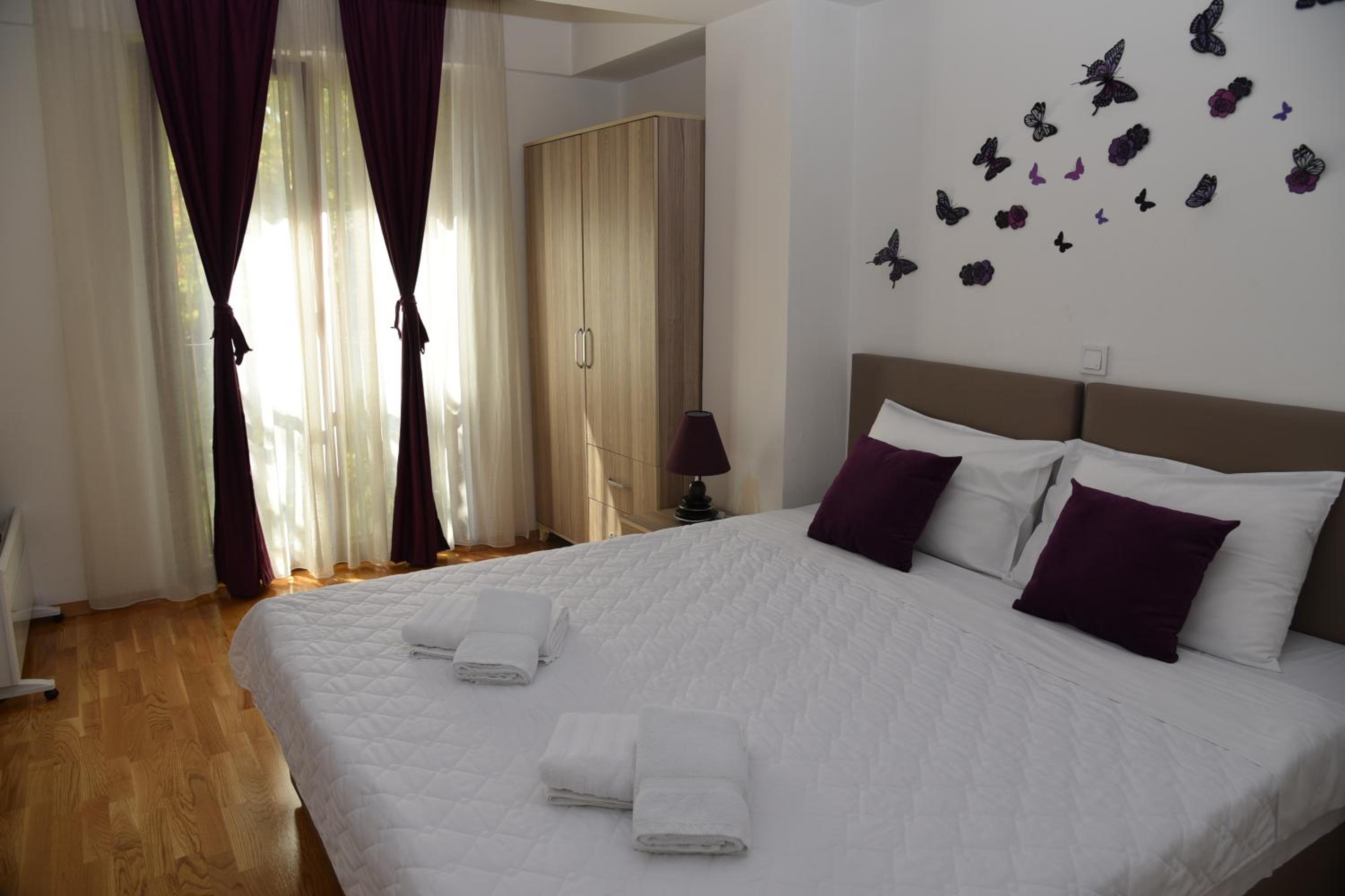 Boda Apartments