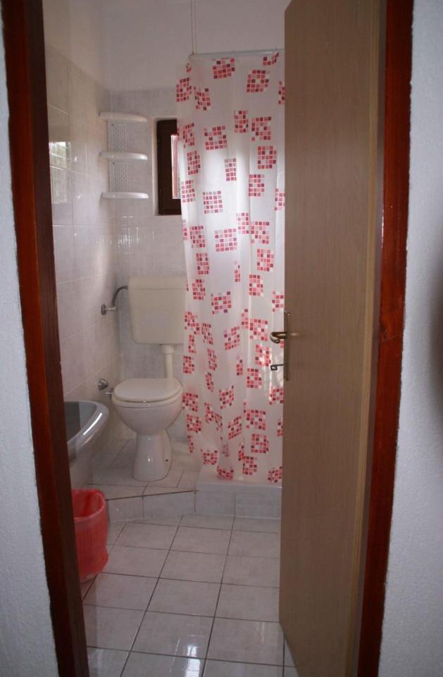 Lovorka Apartmani